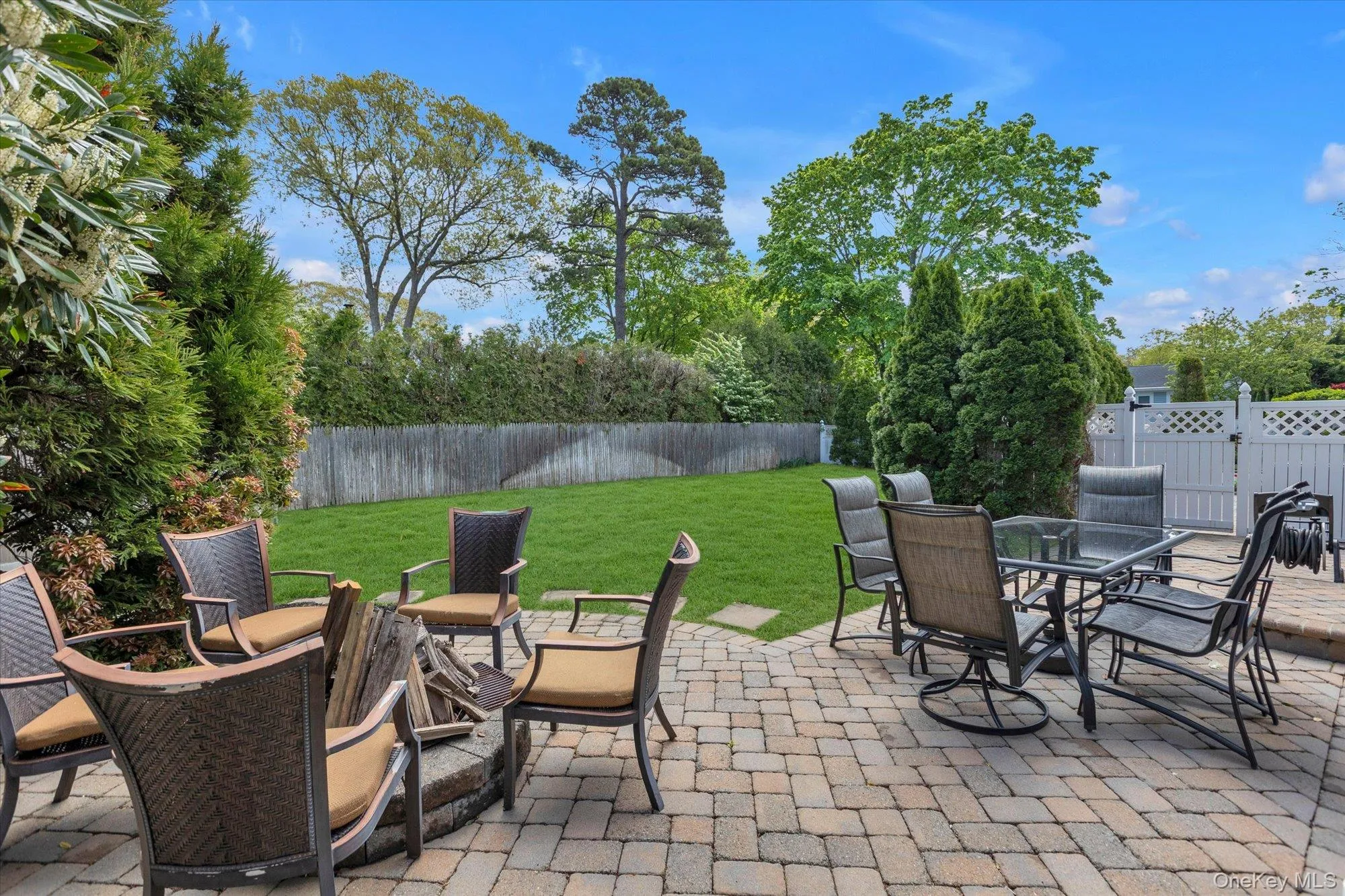 31 Empress Pines Drive, Smithtown, NY, 4 Bedrooms Bedrooms, 9 Rooms Rooms,2 BathroomsBathrooms,Residential,For Rent,Empress Pines,0,995121 31 Empress Pines Drive, Smithtown, NY, 4 Bedrooms Bedrooms, 9 Rooms Rooms,2 BathroomsBathrooms,Residential,For Rent,Empress Pines,0,995121