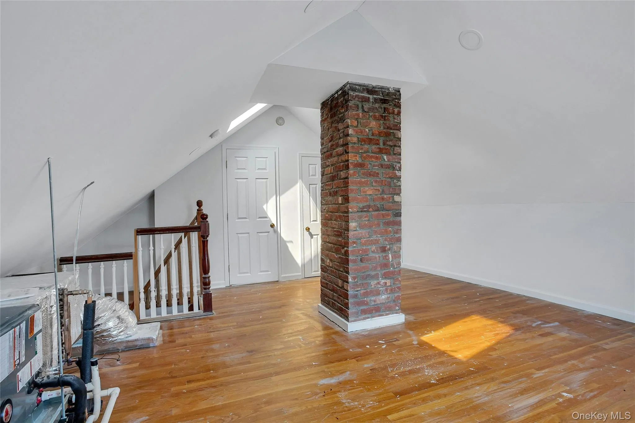 92 Hillside Avenue, North Hempstead, NY, 3 Bedrooms Bedrooms, 7 Rooms Rooms,2 BathroomsBathrooms,Residential Lease,For Rent,Hillside,0,995125 92 Hillside Avenue, North Hempstead, NY, 3 Bedrooms Bedrooms, 7 Rooms Rooms,2 BathroomsBathrooms,Residential Lease,For Rent,Hillside,0,995125