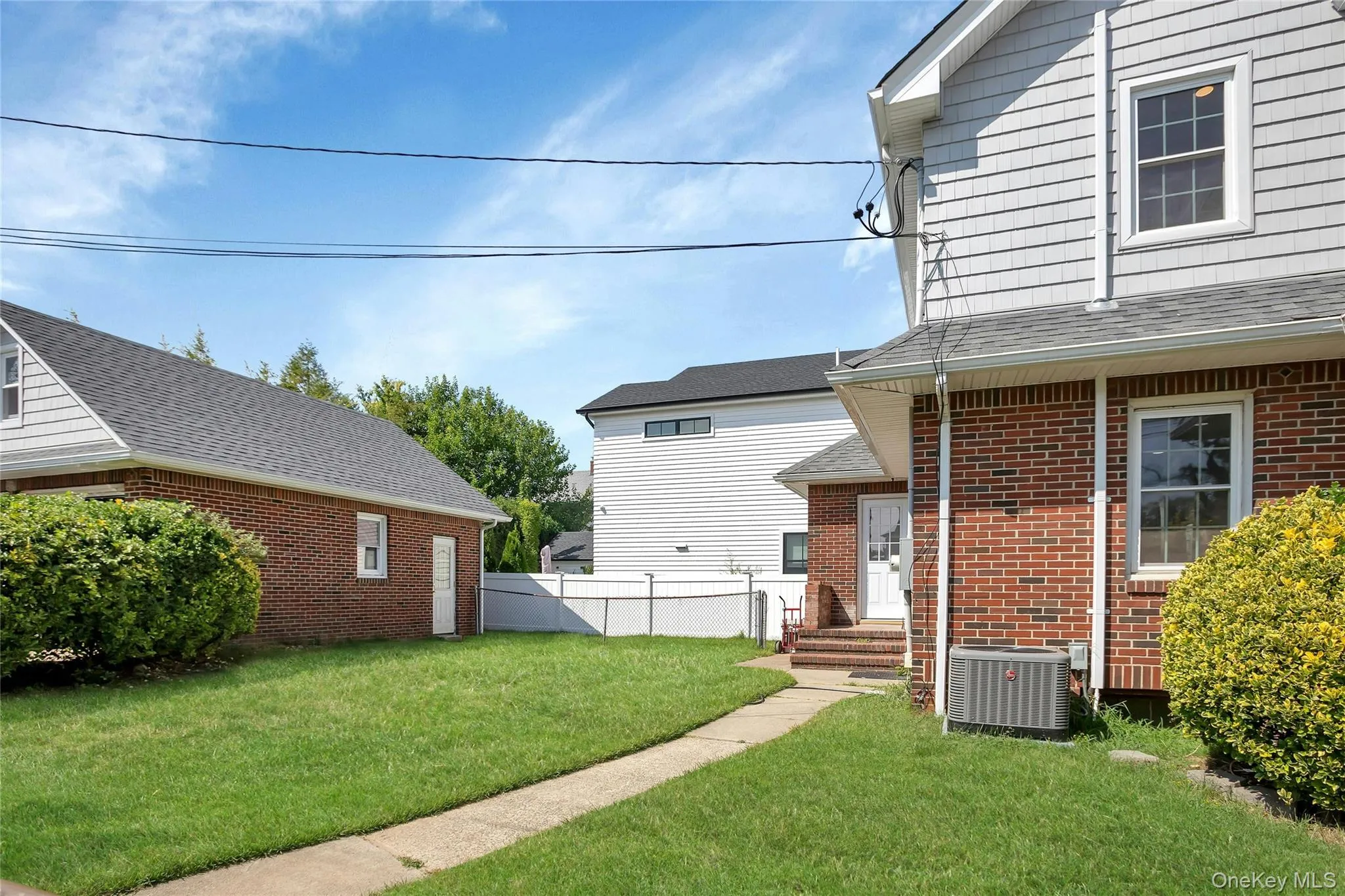 92 Hillside Avenue, North Hempstead, NY, 3 Bedrooms Bedrooms, 7 Rooms Rooms,2 BathroomsBathrooms,Residential Lease,For Rent,Hillside,0,995125 92 Hillside Avenue, North Hempstead, NY, 3 Bedrooms Bedrooms, 7 Rooms Rooms,2 BathroomsBathrooms,Residential Lease,For Rent,Hillside,0,995125