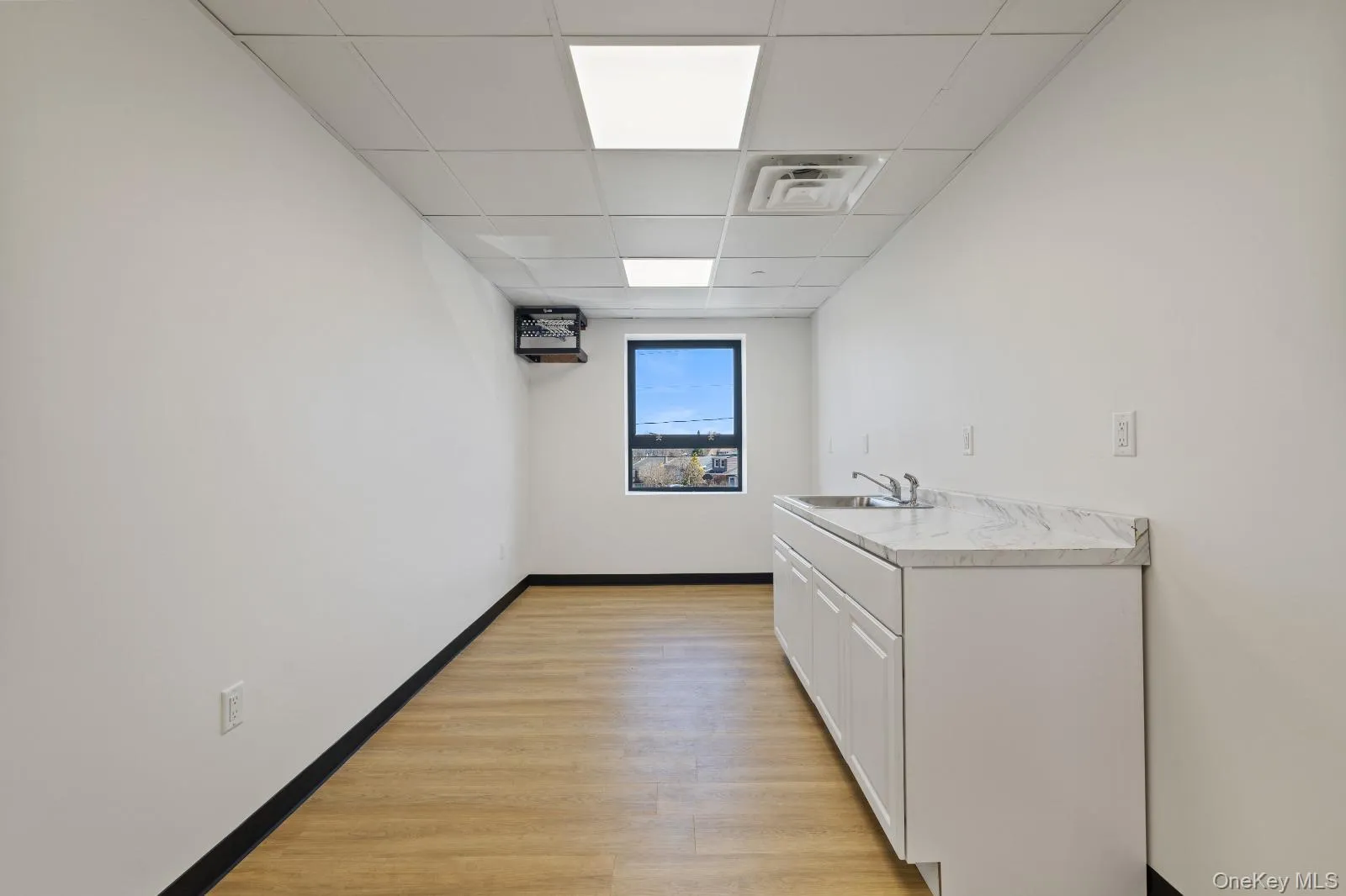 6-12 Hoover Avenue, Haverstraw, NY, ,Commercial Lease,For Rent,Hoover,0,995138 6-12 Hoover Avenue, Haverstraw, NY, ,Commercial Lease,For Rent,Hoover,0,995138