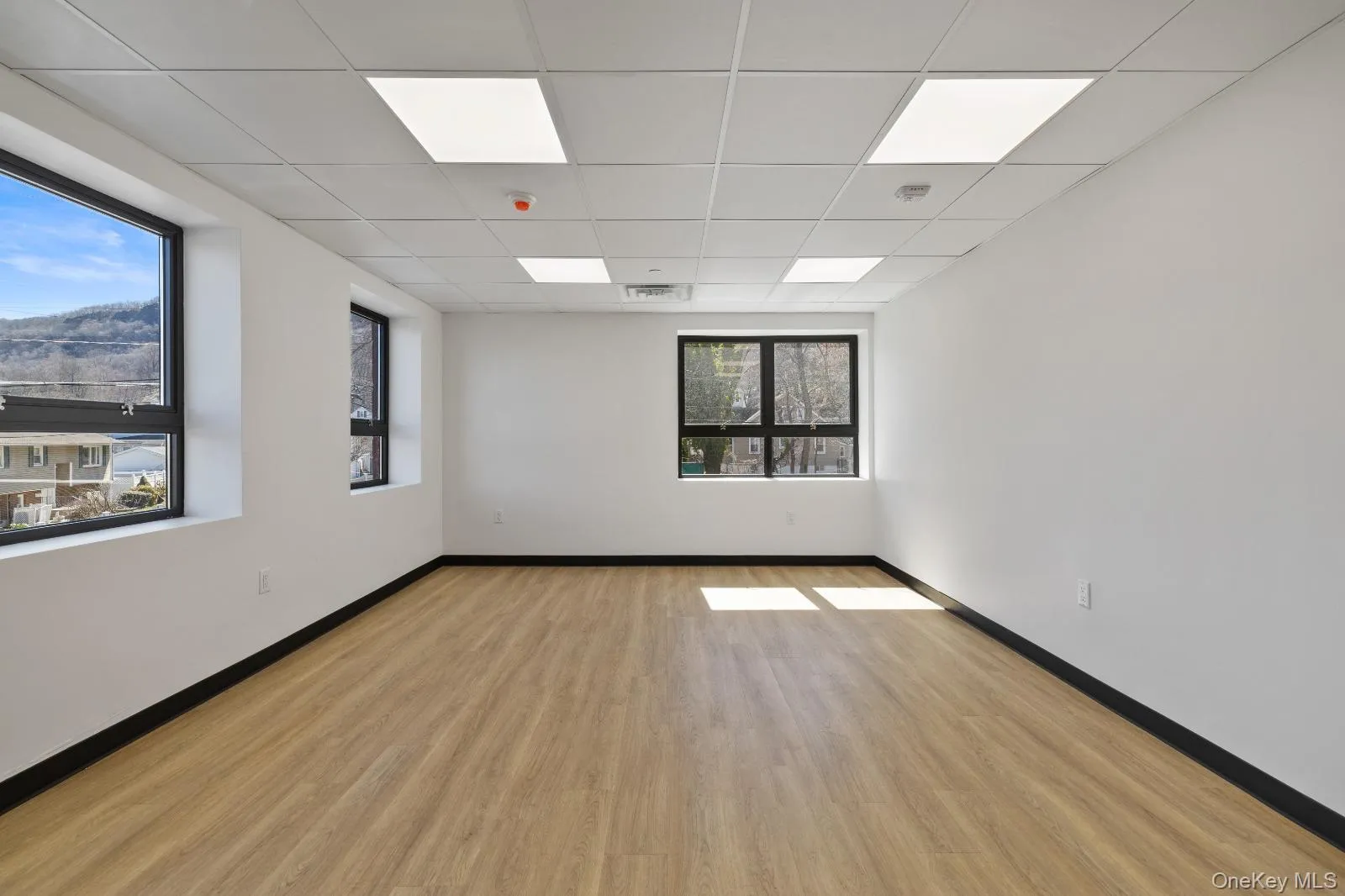 6-12 Hoover Avenue, Haverstraw, NY, ,Commercial Lease,For Rent,Hoover,0,995138 6-12 Hoover Avenue, Haverstraw, NY, ,Commercial Lease,For Rent,Hoover,0,995138