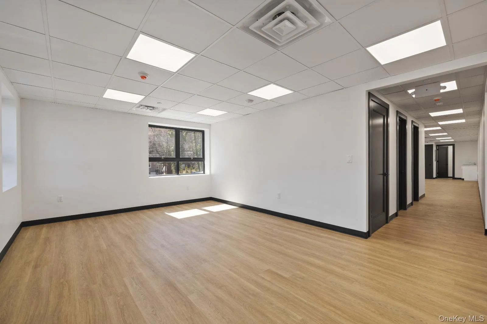 6-12 Hoover Avenue, Haverstraw, NY, ,Commercial Lease,For Rent,Hoover,0,995138 6-12 Hoover Avenue, Haverstraw, NY, ,Commercial Lease,For Rent,Hoover,0,995138