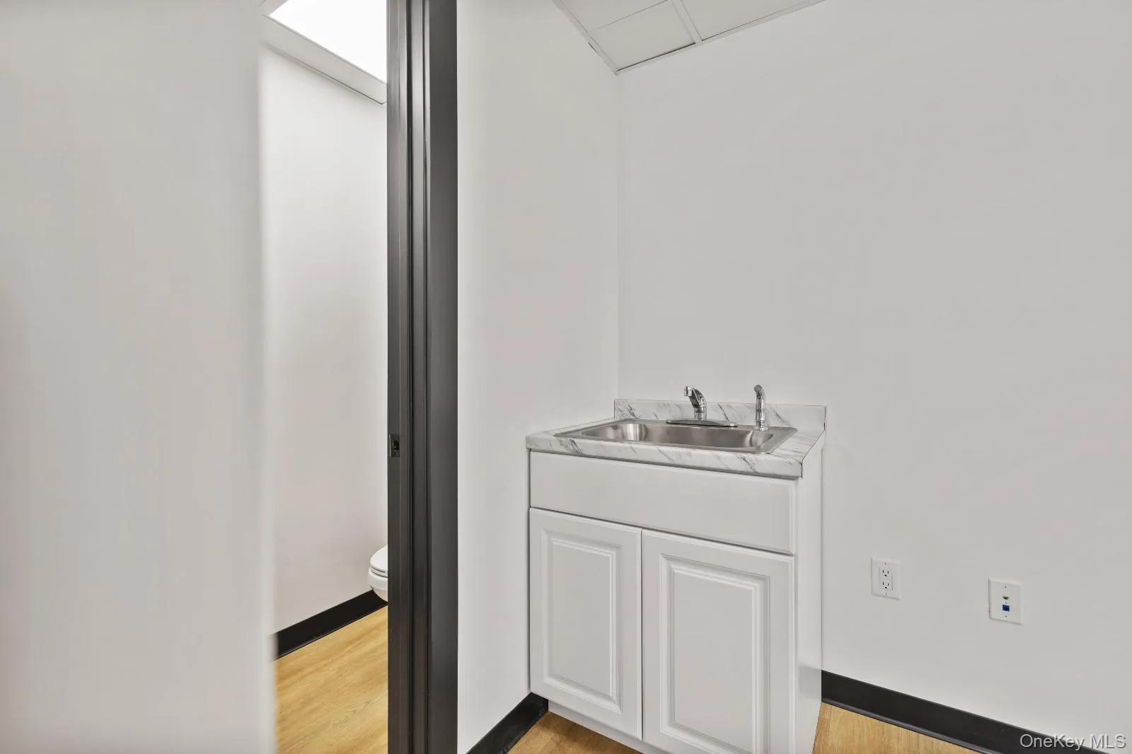 6-12 Hoover Avenue, Haverstraw, NY, ,Commercial Lease,For Rent,Hoover,0,995138 6-12 Hoover Avenue, Haverstraw, NY, ,Commercial Lease,For Rent,Hoover,0,995138