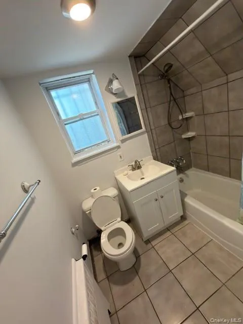 195-27 37 Ave First Fl, New York, NY, 1 Bedroom Bedrooms, 3 Rooms Rooms,1 BathroomBathrooms,Residential Lease,For Rent,37 Ave First Fl,0,995150 195-27 37 Ave First Fl, New York, NY, 1 Bedroom Bedrooms, 3 Rooms Rooms,1 BathroomBathrooms,Residential Lease,For Rent,37 Ave First Fl,0,995150