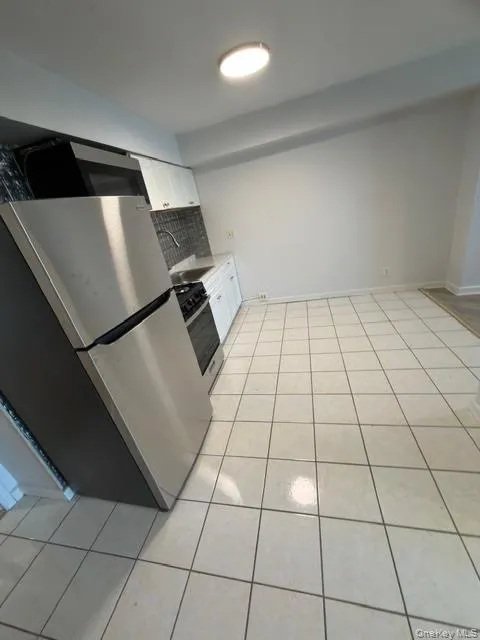 195-27 37 Ave First Fl, New York, NY, 1 Bedroom Bedrooms, 3 Rooms Rooms,1 BathroomBathrooms,Residential Lease,For Rent,37 Ave First Fl,0,995150 195-27 37 Ave First Fl, New York, NY, 1 Bedroom Bedrooms, 3 Rooms Rooms,1 BathroomBathrooms,Residential Lease,For Rent,37 Ave First Fl,0,995150