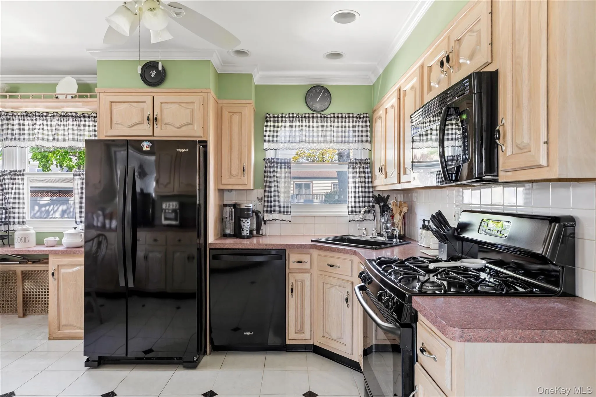 317 Oconnor Road, Babylon, NY, 3 Bedrooms Bedrooms, 8 Rooms Rooms,1 BathroomBathrooms,Residential,For Rent,Oconnor,0,995158 317 Oconnor Road, Babylon, NY, 3 Bedrooms Bedrooms, 8 Rooms Rooms,1 BathroomBathrooms,Residential,For Rent,Oconnor,0,995158