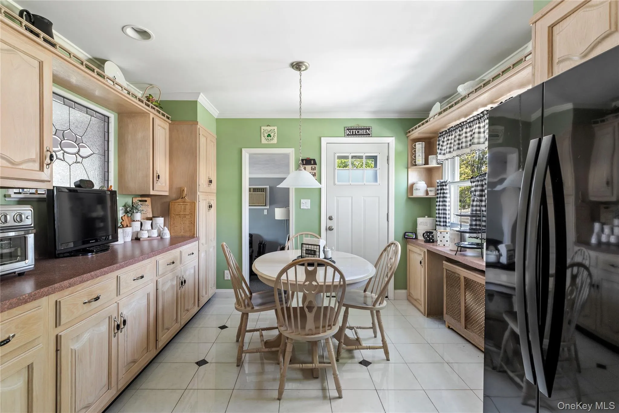 317 Oconnor Road, Babylon, NY, 3 Bedrooms Bedrooms, 8 Rooms Rooms,1 BathroomBathrooms,Residential,For Rent,Oconnor,0,995158 317 Oconnor Road, Babylon, NY, 3 Bedrooms Bedrooms, 8 Rooms Rooms,1 BathroomBathrooms,Residential,For Rent,Oconnor,0,995158