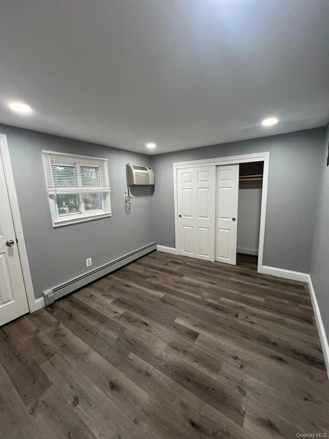 15 Beach Avenue, Brookhaven, NY, 6 Bedrooms Bedrooms, 9 Rooms Rooms,2 BathroomsBathrooms,Residential Lease,For Rent,Beach,0,995189 15 Beach Avenue, Brookhaven, NY, 6 Bedrooms Bedrooms, 9 Rooms Rooms,2 BathroomsBathrooms,Residential Lease,For Rent,Beach,0,995189