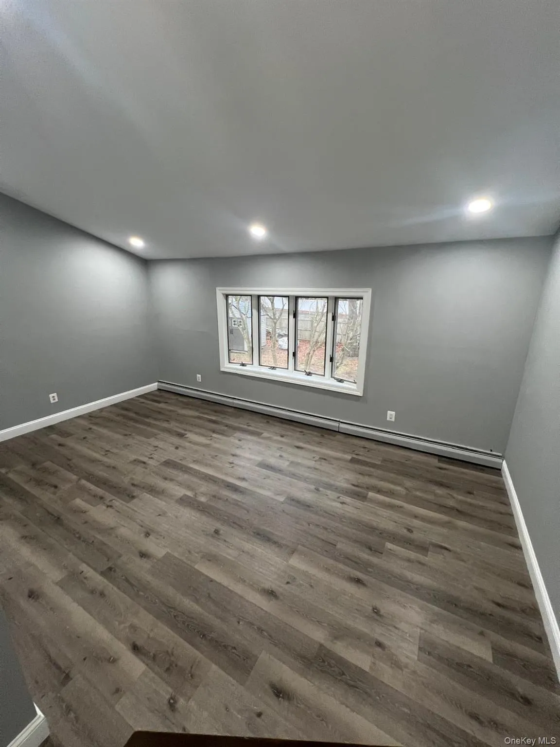 15 Beach Avenue, Brookhaven, NY, 6 Bedrooms Bedrooms, 9 Rooms Rooms,2 BathroomsBathrooms,Residential Lease,For Rent,Beach,0,995189 15 Beach Avenue, Brookhaven, NY, 6 Bedrooms Bedrooms, 9 Rooms Rooms,2 BathroomsBathrooms,Residential Lease,For Rent,Beach,0,995189