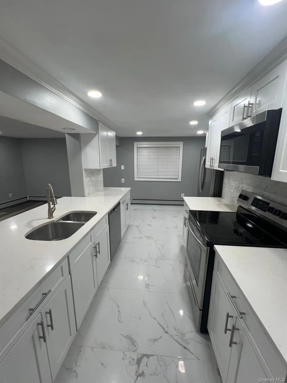 15 Beach Avenue, Brookhaven, NY, 6 Bedrooms Bedrooms, 9 Rooms Rooms,2 BathroomsBathrooms,Residential Lease,For Rent,Beach,0,995189 15 Beach Avenue, Brookhaven, NY, 6 Bedrooms Bedrooms, 9 Rooms Rooms,2 BathroomsBathrooms,Residential Lease,For Rent,Beach,0,995189
