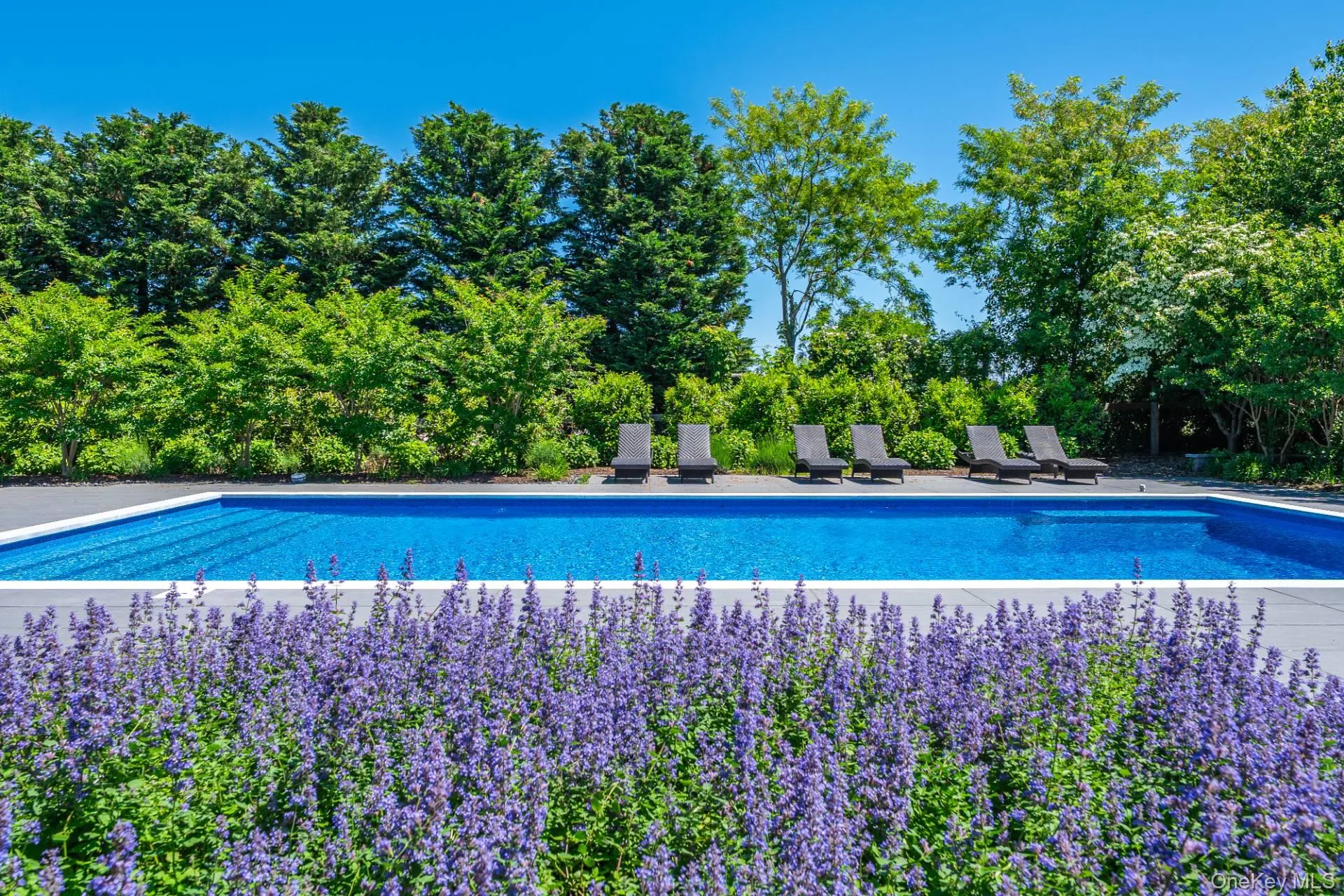 12950 Oregon Road, Cutchogue 12950 Oregon Road, Cutchogue