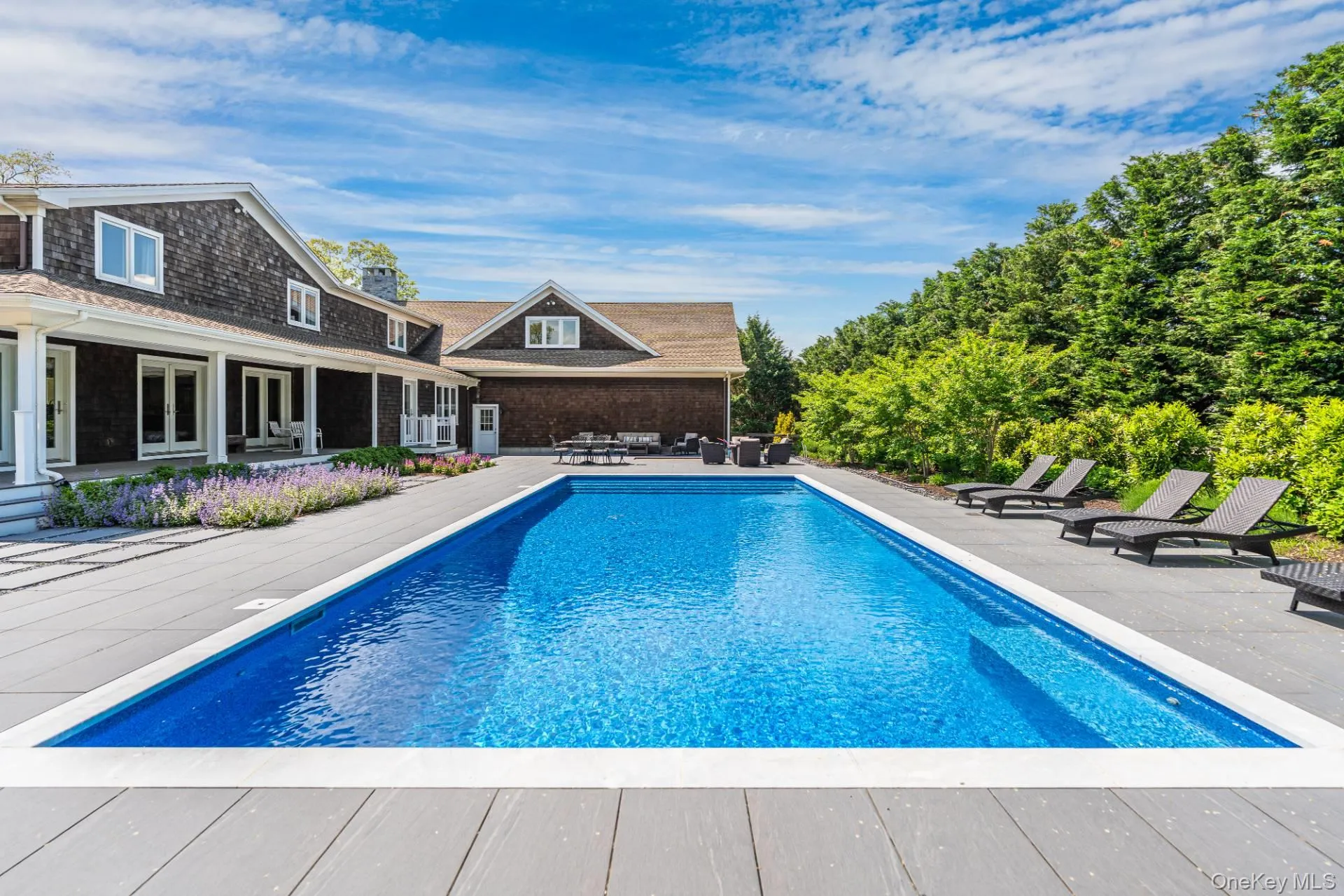 12950 Oregon Road, Cutchogue 12950 Oregon Road, Cutchogue