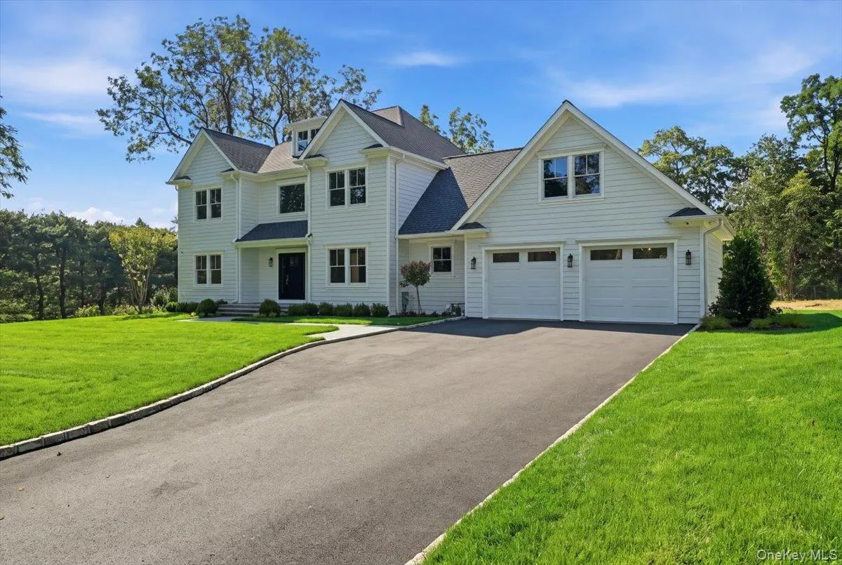 2 Wilder Lane, Huntington, NY, 5 Bedrooms Bedrooms, 8 Rooms Rooms,4 BathroomsBathrooms,Residential,For Rent,Wilder,0,995225 2 Wilder Lane, Huntington, NY, 5 Bedrooms Bedrooms, 8 Rooms Rooms,4 BathroomsBathrooms,Residential,For Rent,Wilder,0,995225