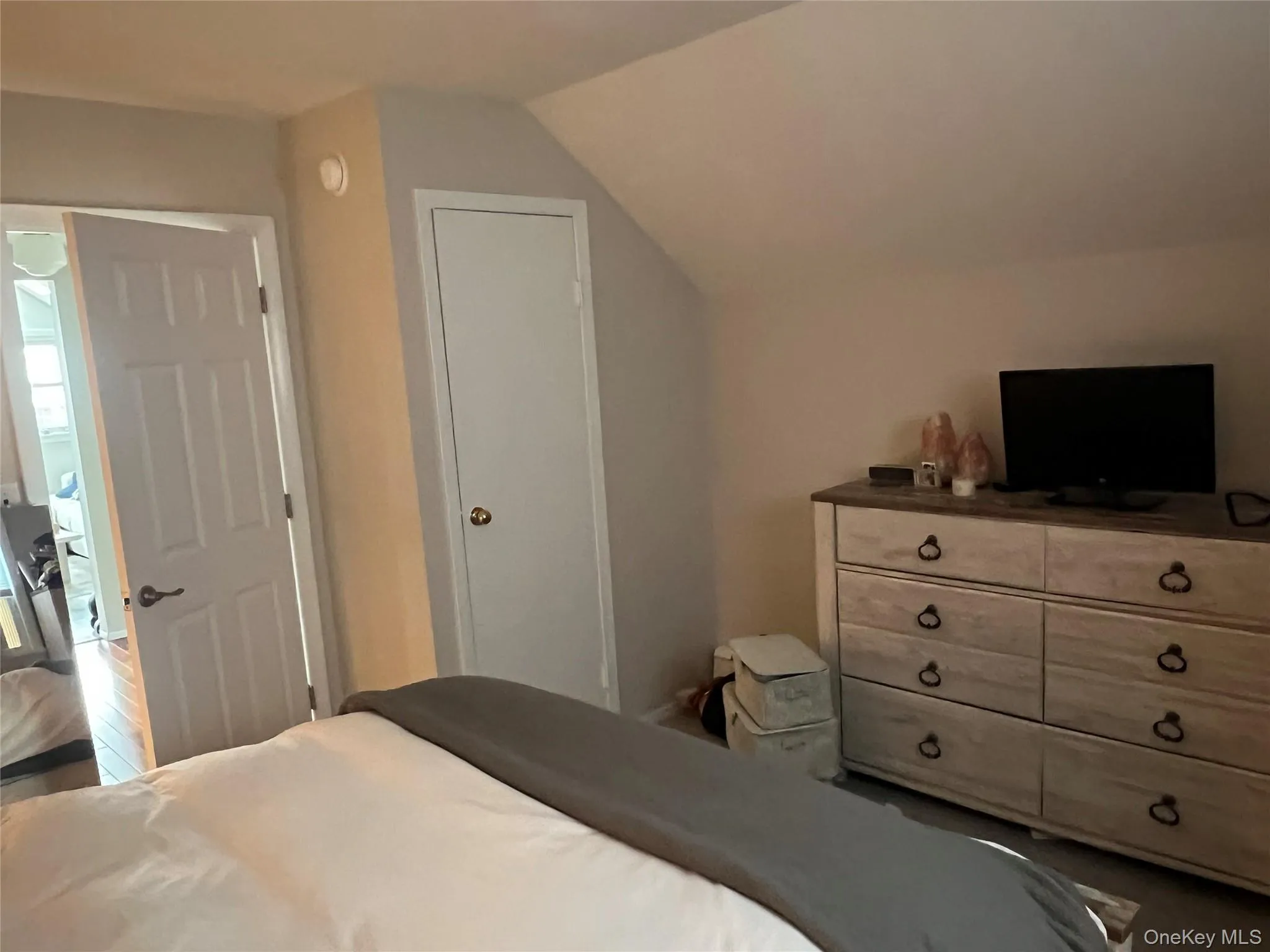 103 Florida Street, Long Beach, NY, 1 Bedroom Bedrooms, 3 Rooms Rooms,1 BathroomBathrooms,Residential Lease,For Rent,Florida,0,995229 103 Florida Street, Long Beach, NY, 1 Bedroom Bedrooms, 3 Rooms Rooms,1 BathroomBathrooms,Residential Lease,For Rent,Florida,0,995229