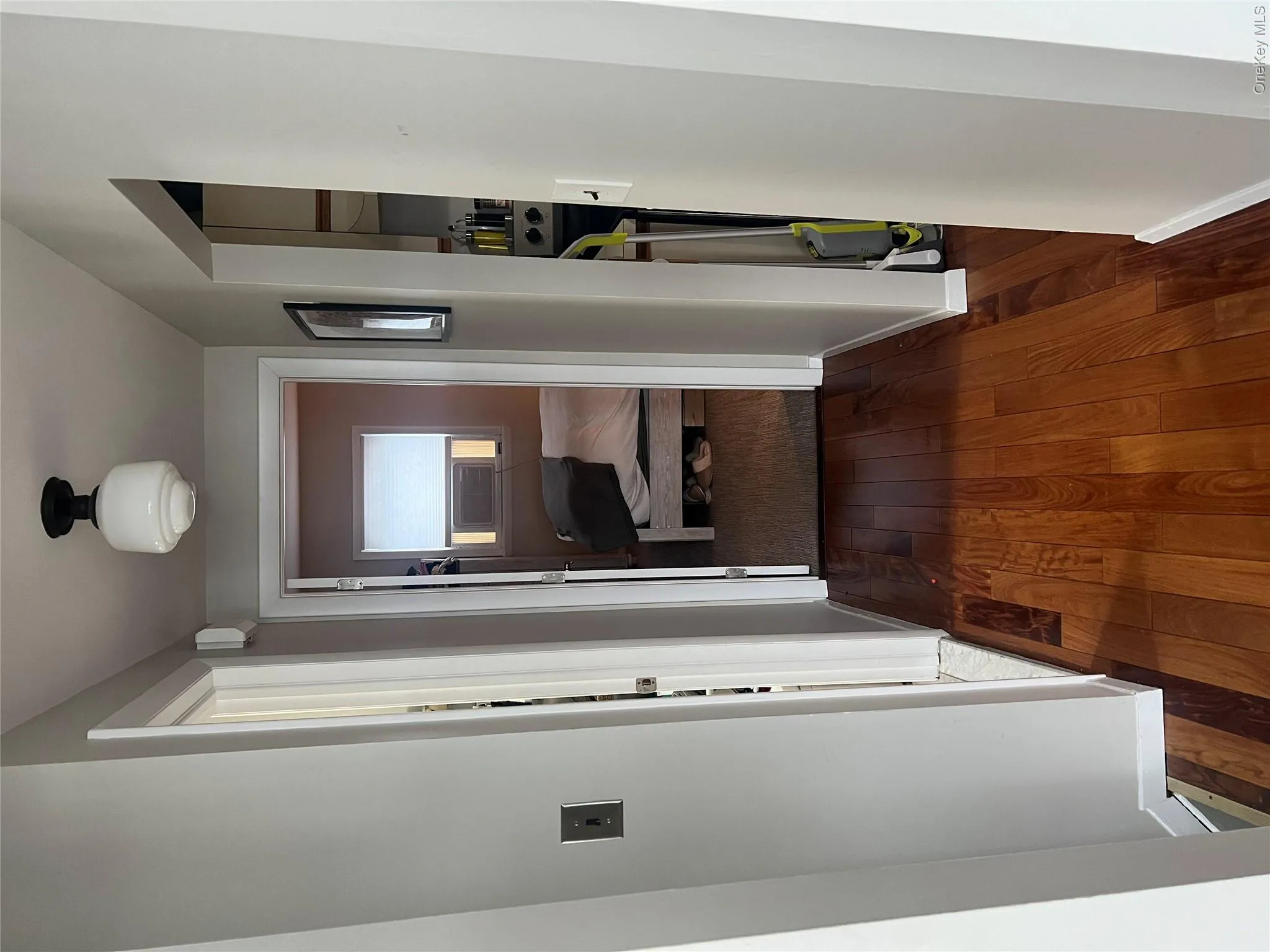103 Florida Street, Long Beach, NY, 1 Bedroom Bedrooms, 3 Rooms Rooms,1 BathroomBathrooms,Residential Lease,For Rent,Florida,0,995229 103 Florida Street, Long Beach, NY, 1 Bedroom Bedrooms, 3 Rooms Rooms,1 BathroomBathrooms,Residential Lease,For Rent,Florida,0,995229