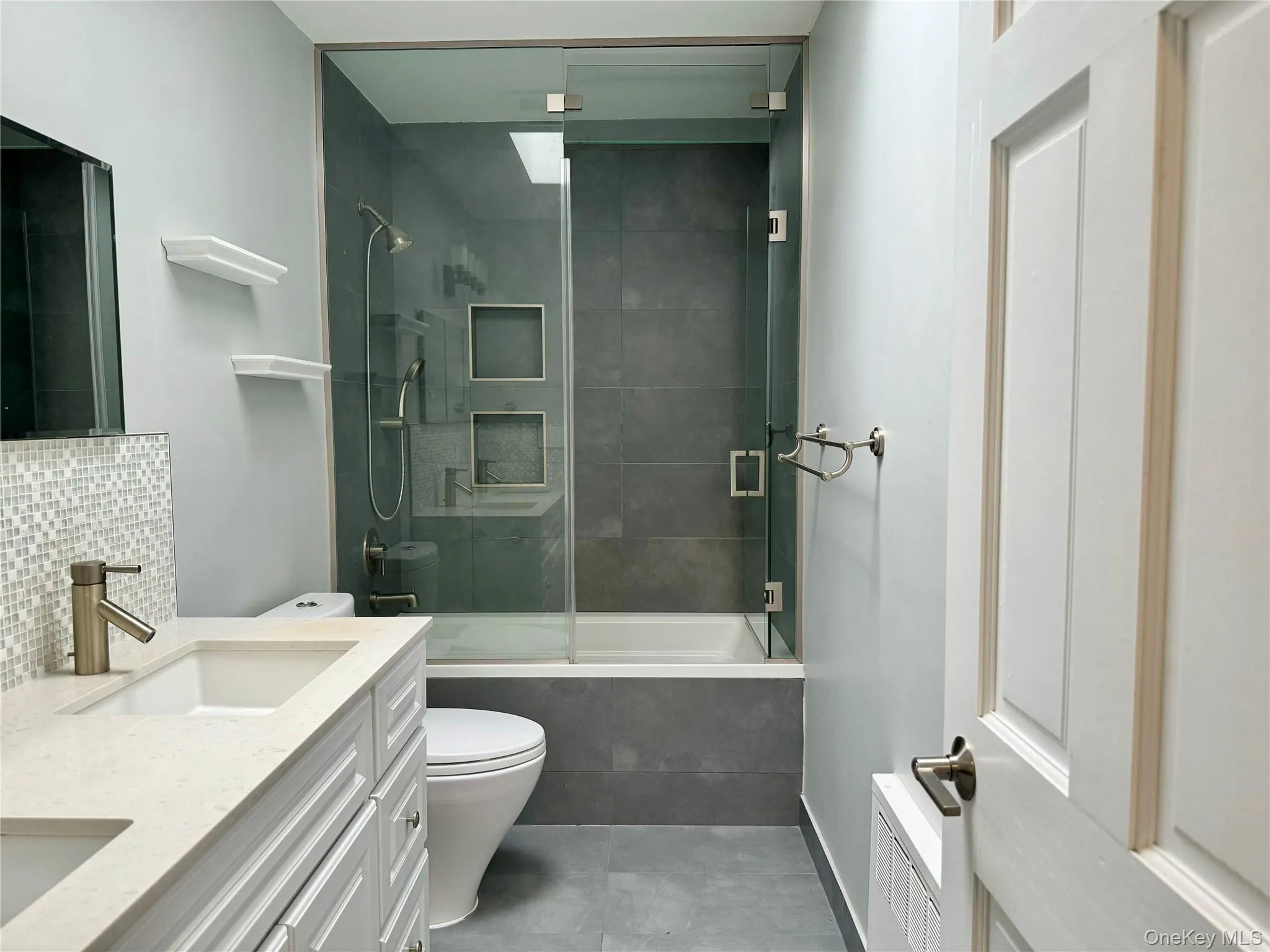 68 Jamaica Avenue, Oyster Bay, NY, 3 Bedrooms Bedrooms, 8 Rooms Rooms,2 BathroomsBathrooms,Residential Lease,For Rent,Jamaica,0,995241 68 Jamaica Avenue, Oyster Bay, NY, 3 Bedrooms Bedrooms, 8 Rooms Rooms,2 BathroomsBathrooms,Residential Lease,For Rent,Jamaica,0,995241