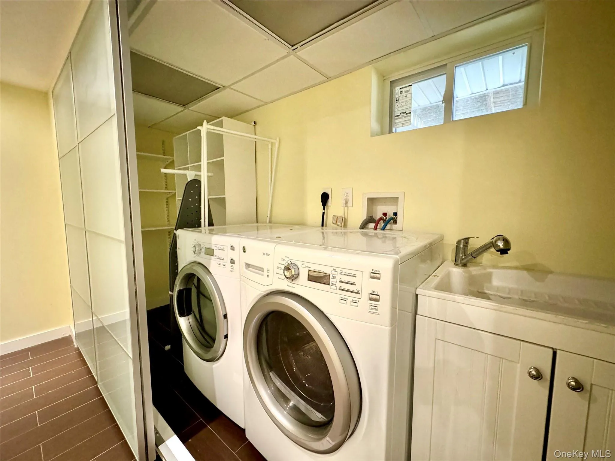 68 Jamaica Avenue, Oyster Bay, NY, 3 Bedrooms Bedrooms, 8 Rooms Rooms,2 BathroomsBathrooms,Residential Lease,For Rent,Jamaica,0,995241 68 Jamaica Avenue, Oyster Bay, NY, 3 Bedrooms Bedrooms, 8 Rooms Rooms,2 BathroomsBathrooms,Residential Lease,For Rent,Jamaica,0,995241