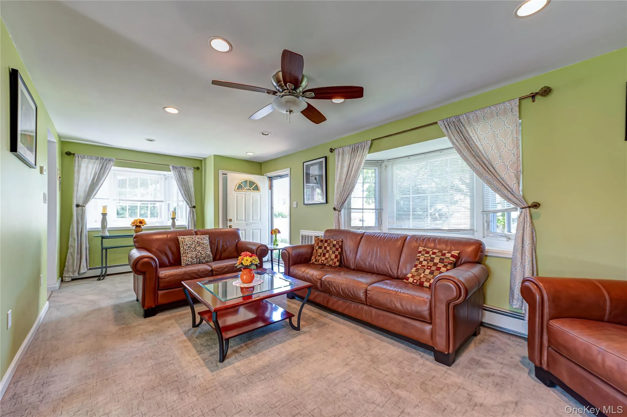 6 Virginia Lane, Oyster Bay, NY, 2 Bedrooms Bedrooms, 6 Rooms Rooms,1 BathroomBathrooms,Residential,For Rent,Virginia,0,995255 6 Virginia Lane, Oyster Bay, NY, 2 Bedrooms Bedrooms, 6 Rooms Rooms,1 BathroomBathrooms,Residential,For Rent,Virginia,0,995255