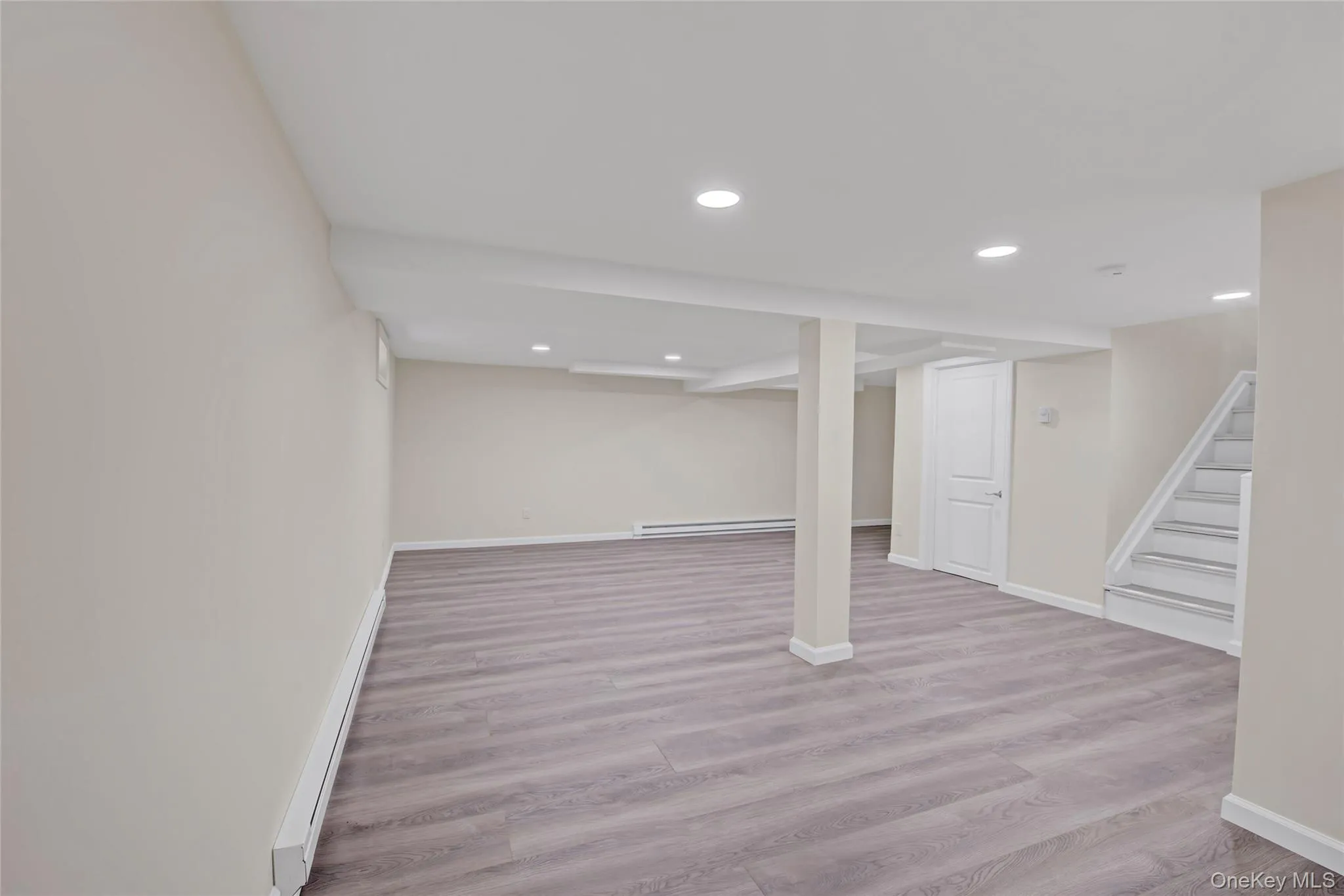 223-15 114th Road, New York, NY, 3 Bedrooms Bedrooms, 6 Rooms Rooms,1 BathroomBathrooms,Residential,For Rent,114th,0,995268 223-15 114th Road, New York, NY, 3 Bedrooms Bedrooms, 6 Rooms Rooms,1 BathroomBathrooms,Residential,For Rent,114th,0,995268