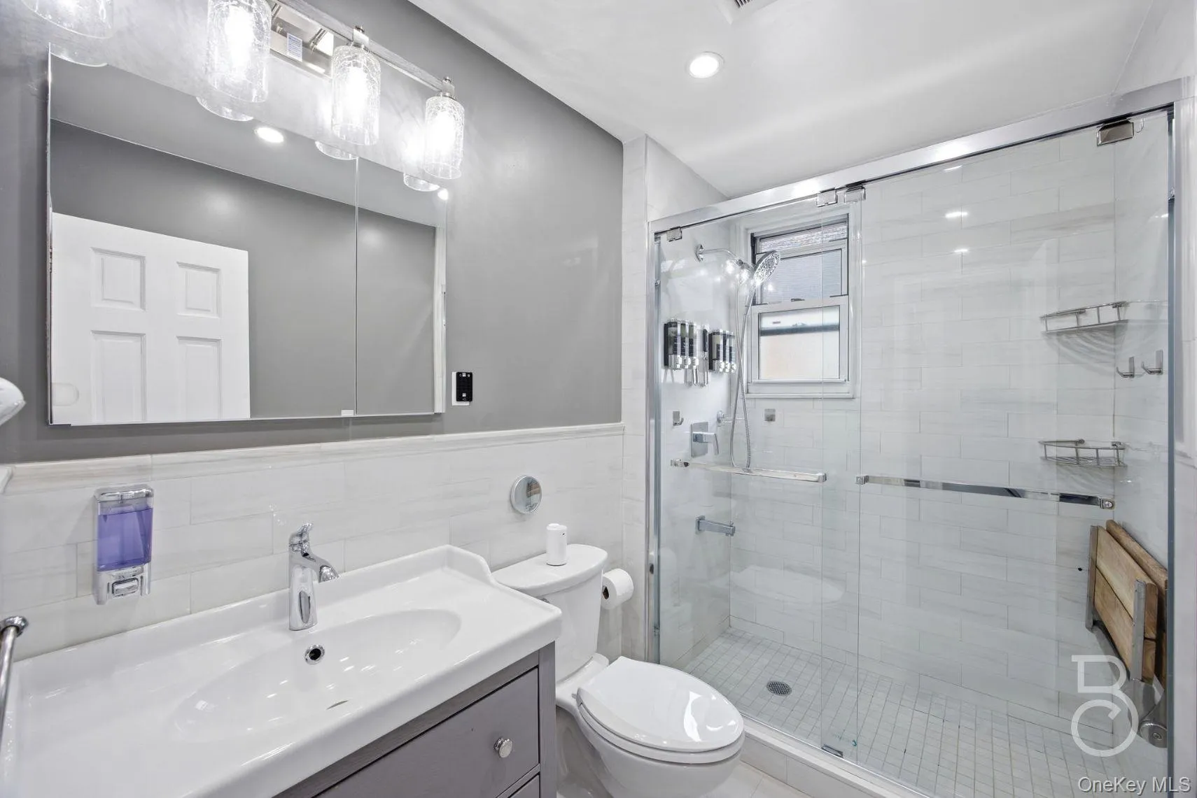 88-38 78th Avenue, New York, NY, 4 Bedrooms Bedrooms, 8 Rooms Rooms,3 BathroomsBathrooms,Residential,For Rent,78th,0,995269 88-38 78th Avenue, New York, NY, 4 Bedrooms Bedrooms, 8 Rooms Rooms,3 BathroomsBathrooms,Residential,For Rent,78th,0,995269