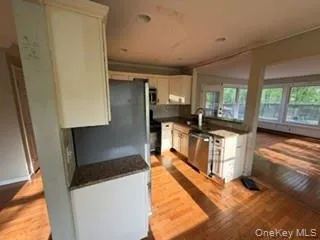 13 Venter Lane, Orangetown, NY, 4 Bedrooms Bedrooms, 9 Rooms Rooms,2 BathroomsBathrooms,Residential Sale,For Rent,Venter,0,995276 13 Venter Lane, Orangetown, NY, 4 Bedrooms Bedrooms, 9 Rooms Rooms,2 BathroomsBathrooms,Residential Sale,For Rent,Venter,0,995276
