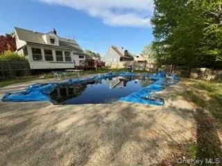 13 Venter Lane, Orangetown, NY, 4 Bedrooms Bedrooms, 9 Rooms Rooms,2 BathroomsBathrooms,Residential Sale,For Rent,Venter,0,995276 13 Venter Lane, Orangetown, NY, 4 Bedrooms Bedrooms, 9 Rooms Rooms,2 BathroomsBathrooms,Residential Sale,For Rent,Venter,0,995276