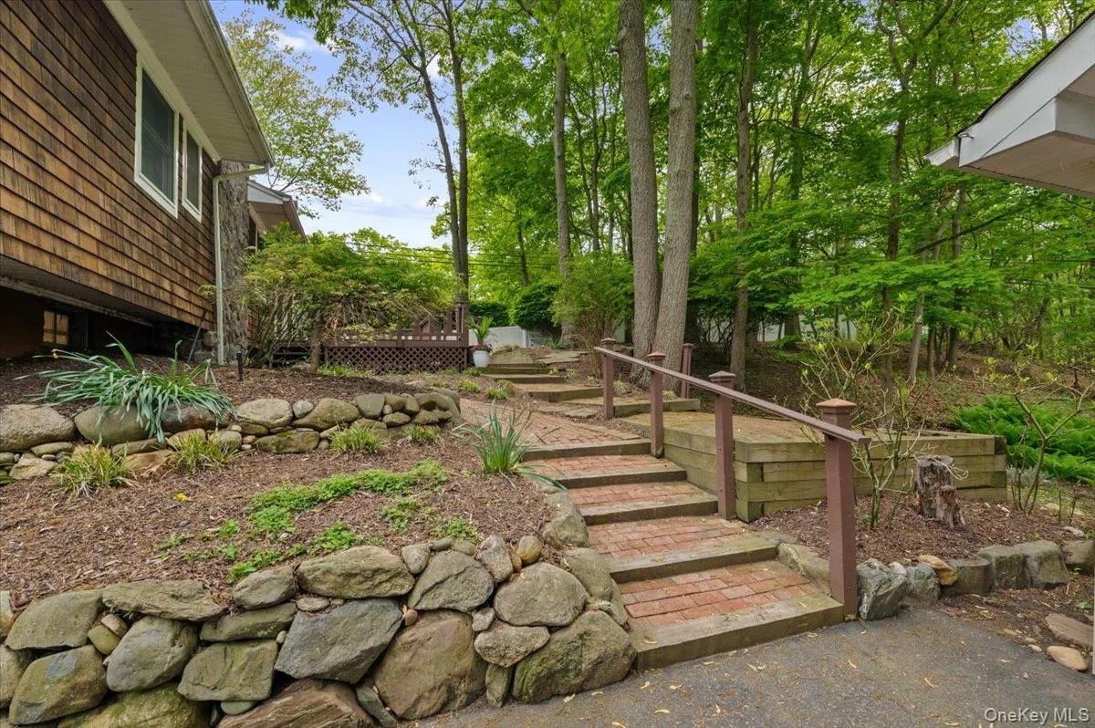 101 Red Oak Court, Brookhaven, NY, 3 Bedrooms Bedrooms, 7 Rooms Rooms,2 BathroomsBathrooms,Residential,For Rent,Red Oak,0,995289 101 Red Oak Court, Brookhaven, NY, 3 Bedrooms Bedrooms, 7 Rooms Rooms,2 BathroomsBathrooms,Residential,For Rent,Red Oak,0,995289