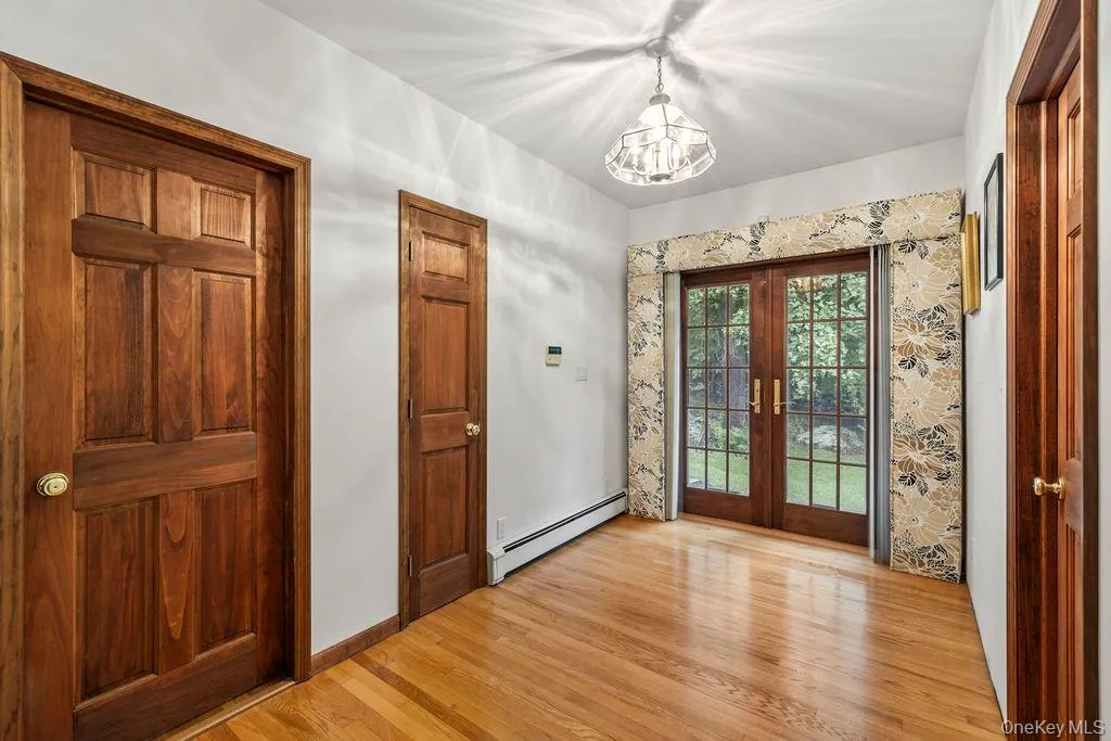 289 Seven Springs Mountain Road, Monroe, NY, 3 Bedrooms Bedrooms, 8 Rooms Rooms,2 BathroomsBathrooms,Residential,For Rent,Seven Springs Mountain,0,995300 289 Seven Springs Mountain Road, Monroe, NY, 3 Bedrooms Bedrooms, 8 Rooms Rooms,2 BathroomsBathrooms,Residential,For Rent,Seven Springs Mountain,0,995300