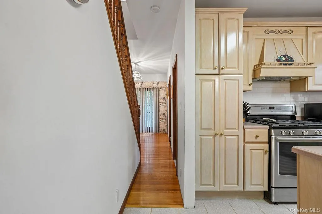 289 Seven Springs Mountain Road, Monroe, NY, 3 Bedrooms Bedrooms, 8 Rooms Rooms,2 BathroomsBathrooms,Residential,For Rent,Seven Springs Mountain,0,995300 289 Seven Springs Mountain Road, Monroe, NY, 3 Bedrooms Bedrooms, 8 Rooms Rooms,2 BathroomsBathrooms,Residential,For Rent,Seven Springs Mountain,0,995300