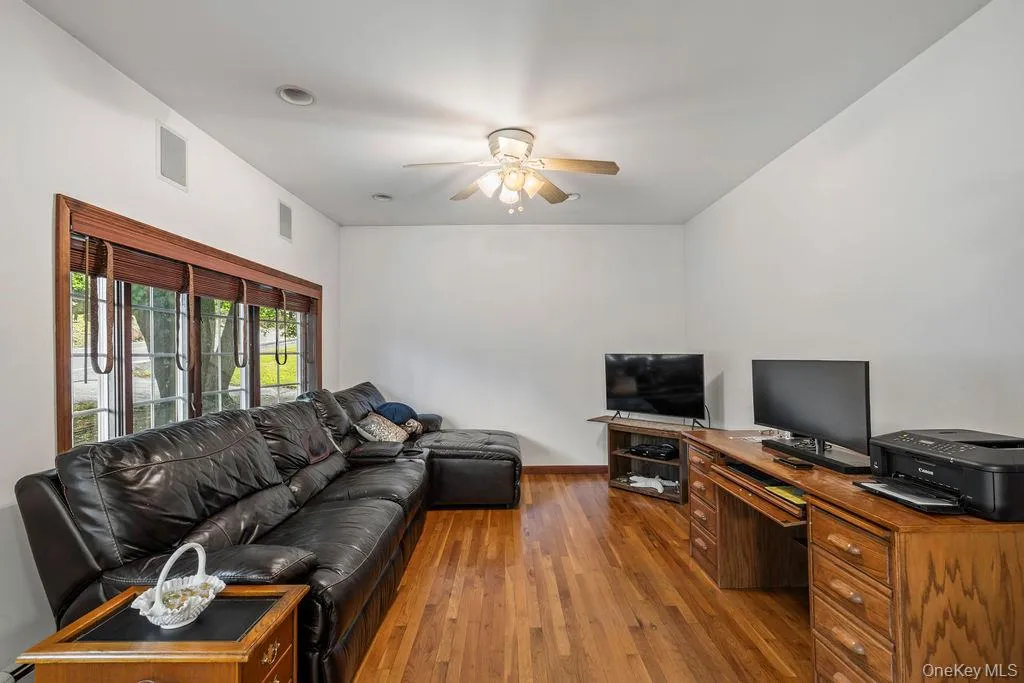 289 Seven Springs Mountain Road, Monroe, NY, 3 Bedrooms Bedrooms, 8 Rooms Rooms,2 BathroomsBathrooms,Residential,For Rent,Seven Springs Mountain,0,995300 289 Seven Springs Mountain Road, Monroe, NY, 3 Bedrooms Bedrooms, 8 Rooms Rooms,2 BathroomsBathrooms,Residential,For Rent,Seven Springs Mountain,0,995300