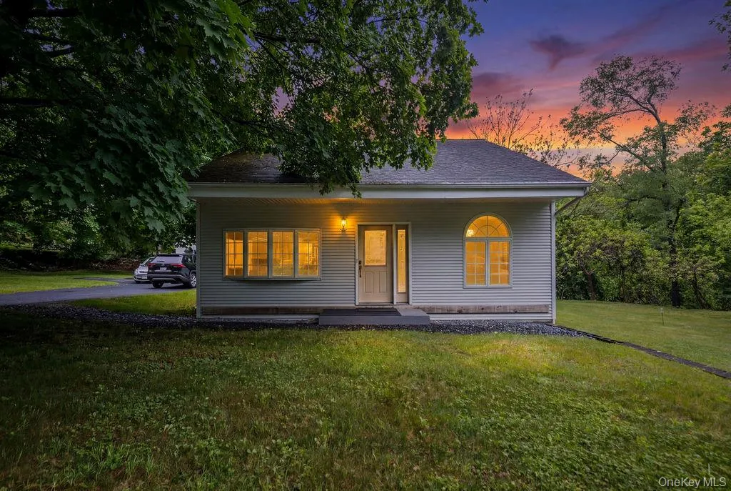 289 Seven Springs Mountain Road, Monroe, NY, 3 Bedrooms Bedrooms, 8 Rooms Rooms,2 BathroomsBathrooms,Residential,For Rent,Seven Springs Mountain,0,995300 289 Seven Springs Mountain Road, Monroe, NY, 3 Bedrooms Bedrooms, 8 Rooms Rooms,2 BathroomsBathrooms,Residential,For Rent,Seven Springs Mountain,0,995300
