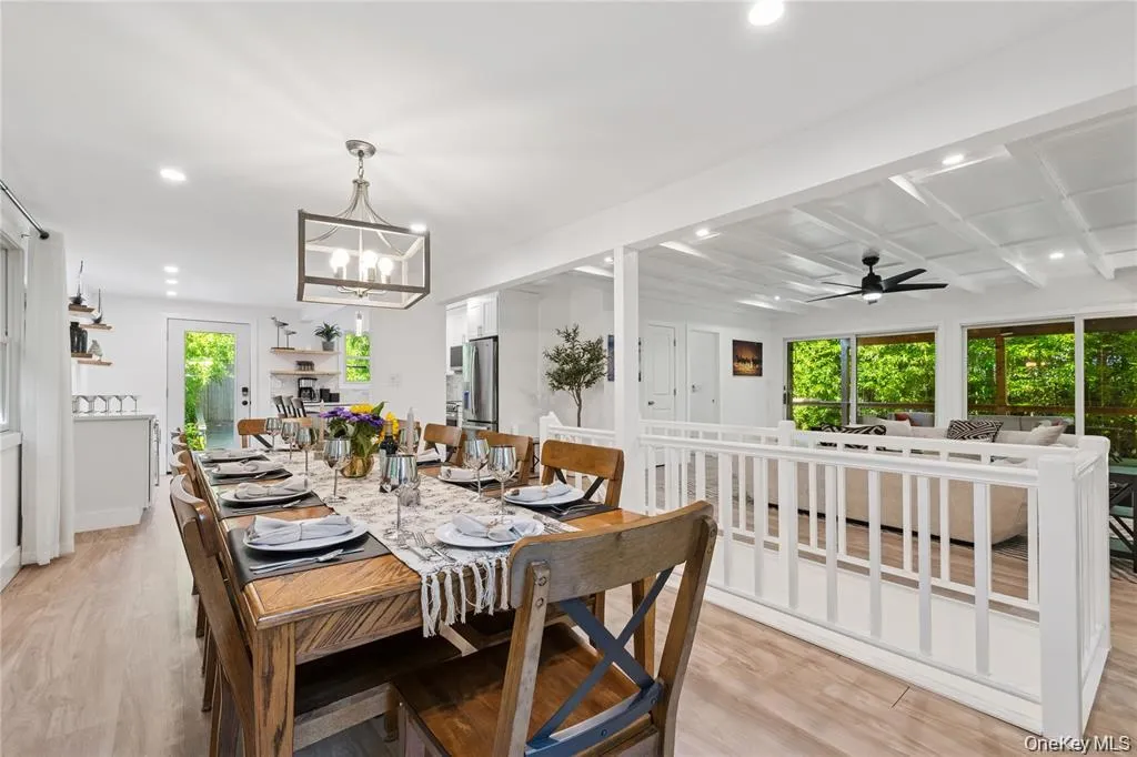 317 Sky Walk, Brookhaven, NY, 7 Bedrooms Bedrooms, 9 Rooms Rooms,5 BathroomsBathrooms,Residential Sale,For Rent,Sky,0,995314 317 Sky Walk, Brookhaven, NY, 7 Bedrooms Bedrooms, 9 Rooms Rooms,5 BathroomsBathrooms,Residential Sale,For Rent,Sky,0,995314
