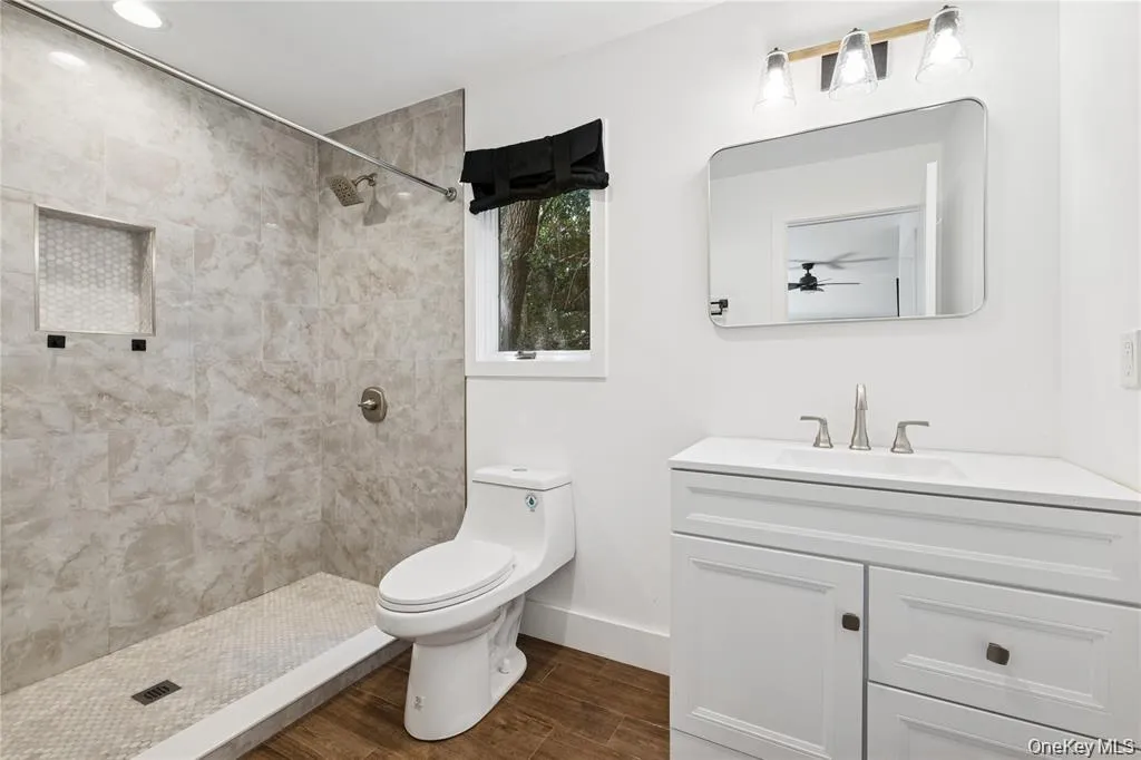 317 Sky Walk, Brookhaven, NY, 7 Bedrooms Bedrooms, 9 Rooms Rooms,5 BathroomsBathrooms,Residential Sale,For Rent,Sky,0,995314 317 Sky Walk, Brookhaven, NY, 7 Bedrooms Bedrooms, 9 Rooms Rooms,5 BathroomsBathrooms,Residential Sale,For Rent,Sky,0,995314