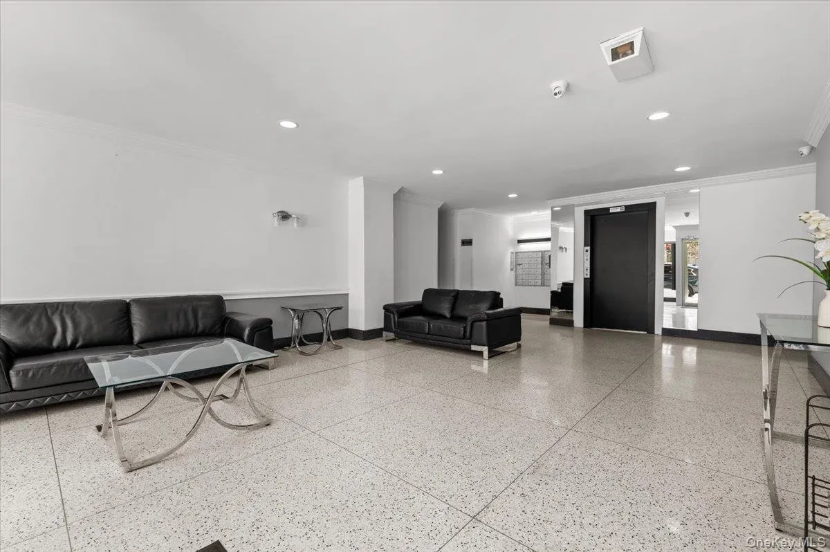 65-15 Alderton Street, New York, NY, 2 Bedrooms Bedrooms, 4 Rooms Rooms,1 BathroomBathrooms,Residential,For Rent,Alderton,0,995319 65-15 Alderton Street, New York, NY, 2 Bedrooms Bedrooms, 4 Rooms Rooms,1 BathroomBathrooms,Residential,For Rent,Alderton,0,995319