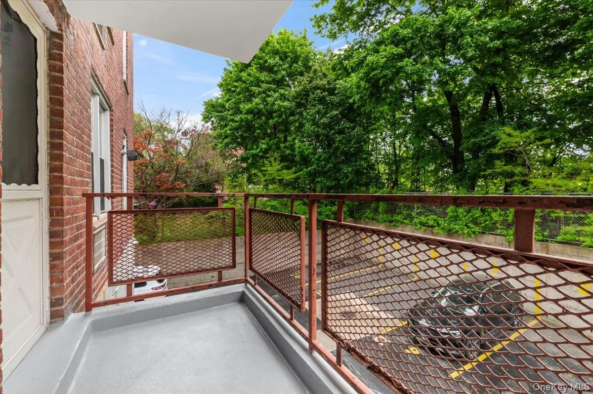 65-15 Alderton Street, New York, NY, 2 Bedrooms Bedrooms, 4 Rooms Rooms,1 BathroomBathrooms,Residential,For Rent,Alderton,0,995319 65-15 Alderton Street, New York, NY, 2 Bedrooms Bedrooms, 4 Rooms Rooms,1 BathroomBathrooms,Residential,For Rent,Alderton,0,995319