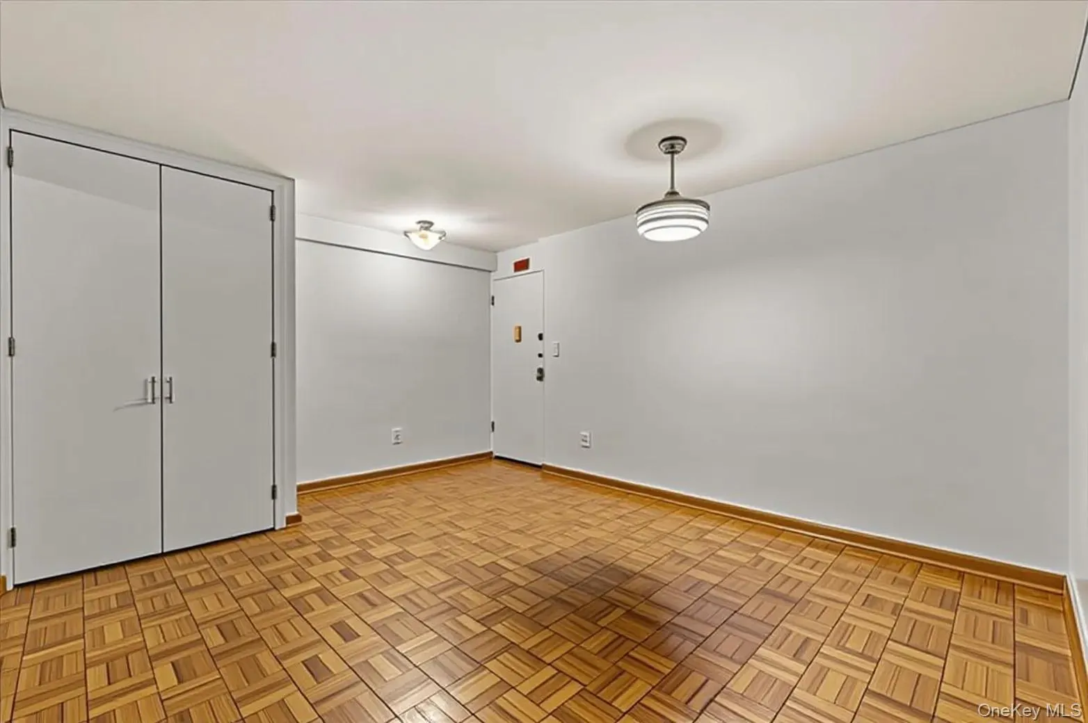 65-15 Alderton Street, New York, NY, 2 Bedrooms Bedrooms, 4 Rooms Rooms,1 BathroomBathrooms,Residential,For Rent,Alderton,0,995319 65-15 Alderton Street, New York, NY, 2 Bedrooms Bedrooms, 4 Rooms Rooms,1 BathroomBathrooms,Residential,For Rent,Alderton,0,995319