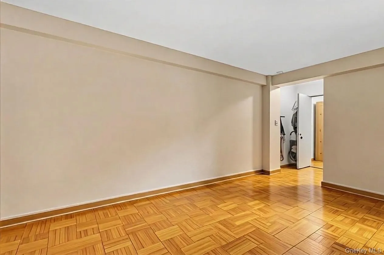 65-15 Alderton Street, New York, NY, 2 Bedrooms Bedrooms, 4 Rooms Rooms,1 BathroomBathrooms,Residential,For Rent,Alderton,0,995319 65-15 Alderton Street, New York, NY, 2 Bedrooms Bedrooms, 4 Rooms Rooms,1 BathroomBathrooms,Residential,For Rent,Alderton,0,995319