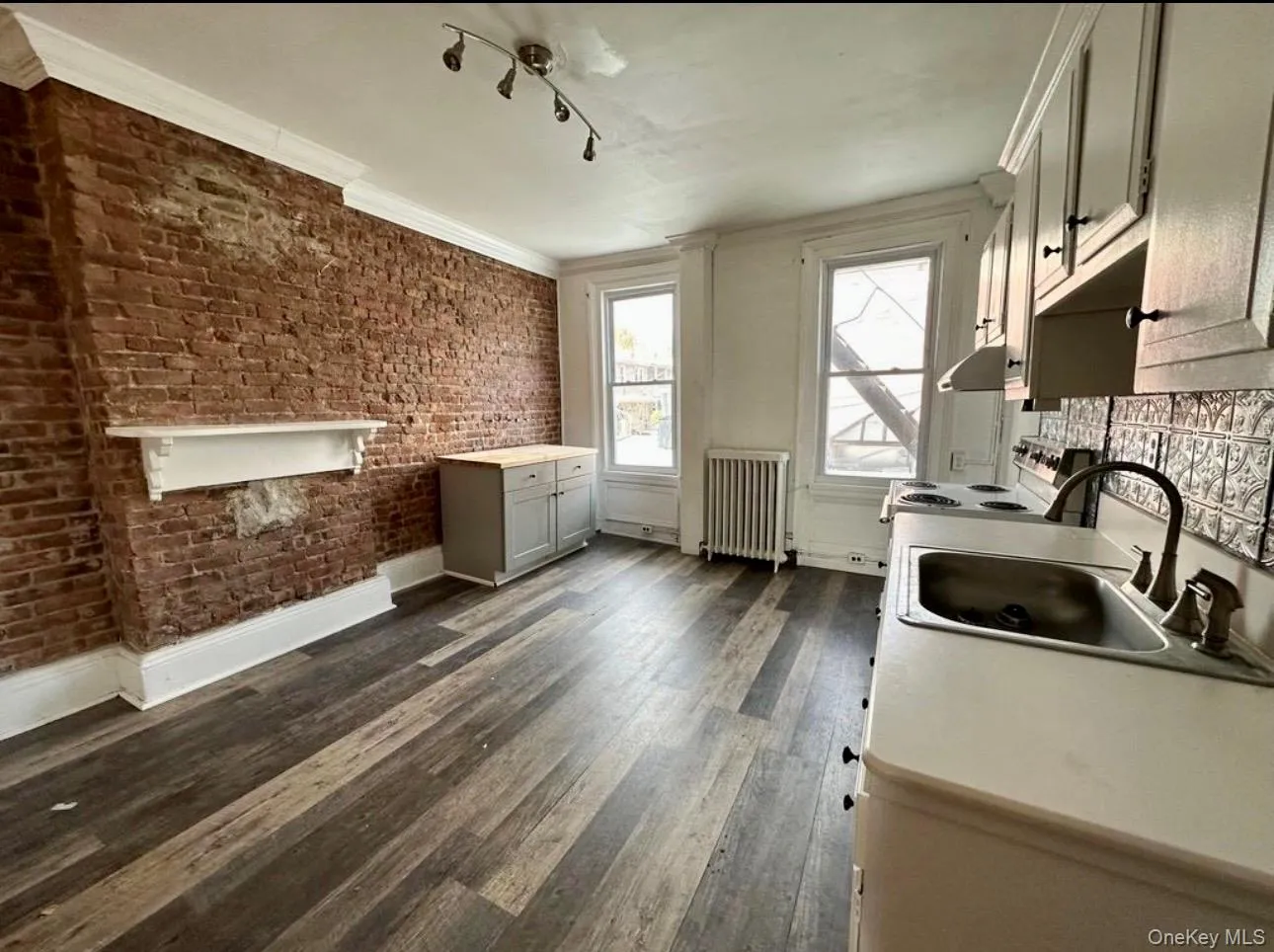 118A Main Street, Orangetown, NY, 2 Bedrooms Bedrooms, 4 Rooms Rooms,1 BathroomBathrooms,Residential Lease,For Rent,Main,0,995322 118A Main Street, Orangetown, NY, 2 Bedrooms Bedrooms, 4 Rooms Rooms,1 BathroomBathrooms,Residential Lease,For Rent,Main,0,995322