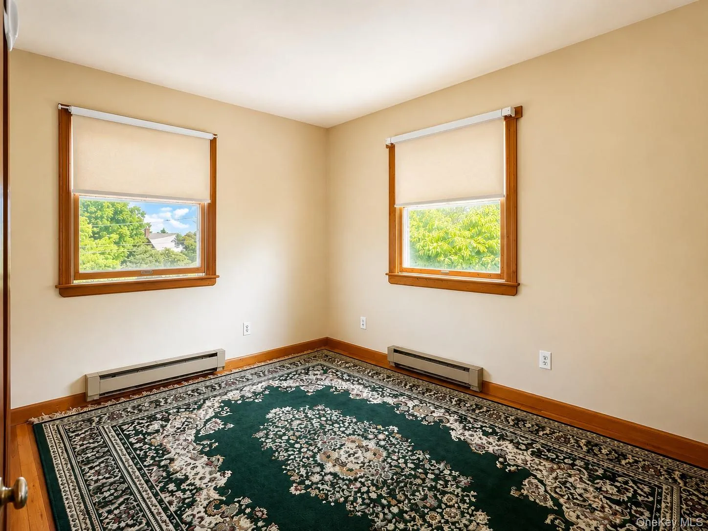 6 Roberts Lane, Brookhaven, NY, 5 Bedrooms Bedrooms, 8 Rooms Rooms,2 BathroomsBathrooms,Residential,For Rent,Roberts,0,995336 6 Roberts Lane, Brookhaven, NY, 5 Bedrooms Bedrooms, 8 Rooms Rooms,2 BathroomsBathrooms,Residential,For Rent,Roberts,0,995336