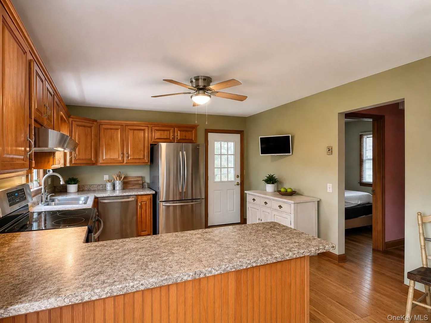 6 Roberts Lane, Brookhaven, NY, 5 Bedrooms Bedrooms, 8 Rooms Rooms,2 BathroomsBathrooms,Residential,For Rent,Roberts,0,995336 6 Roberts Lane, Brookhaven, NY, 5 Bedrooms Bedrooms, 8 Rooms Rooms,2 BathroomsBathrooms,Residential,For Rent,Roberts,0,995336