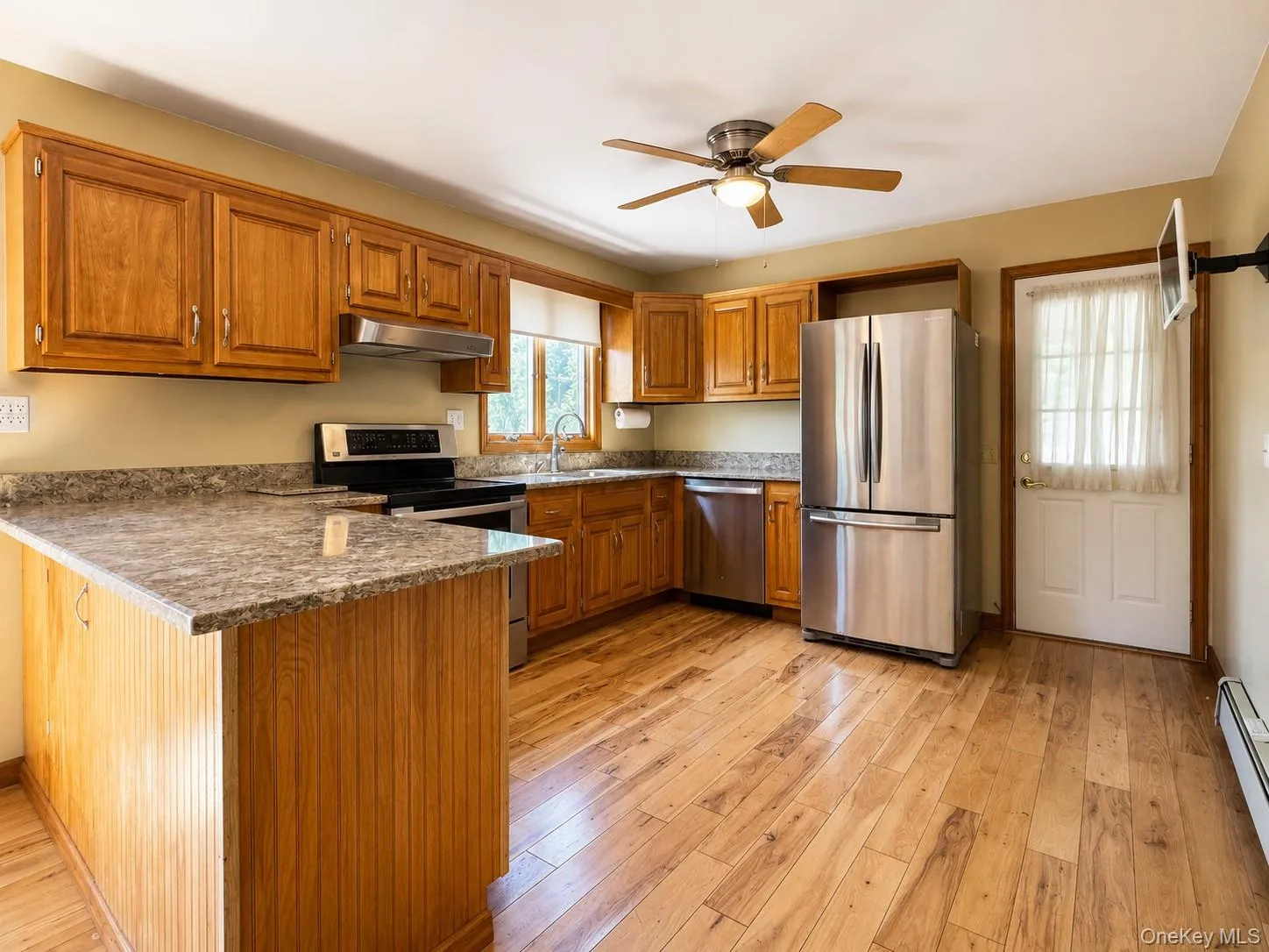 6 Roberts Lane, Brookhaven, NY, 5 Bedrooms Bedrooms, 8 Rooms Rooms,2 BathroomsBathrooms,Residential,For Rent,Roberts,0,995336 6 Roberts Lane, Brookhaven, NY, 5 Bedrooms Bedrooms, 8 Rooms Rooms,2 BathroomsBathrooms,Residential,For Rent,Roberts,0,995336