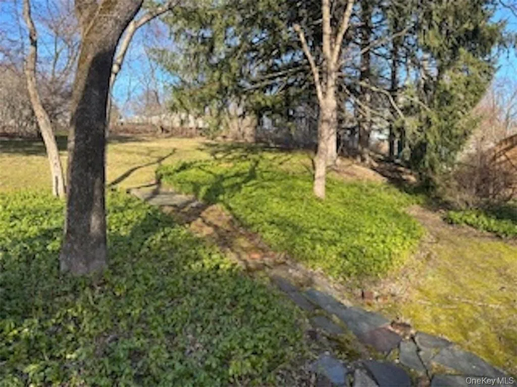 423 Springvale Road, Cortlandt, NY, 3 Bedrooms Bedrooms, 8 Rooms Rooms,1 BathroomBathrooms,Residential Lease,For Rent,Springvale,0,995339 423 Springvale Road, Cortlandt, NY, 3 Bedrooms Bedrooms, 8 Rooms Rooms,1 BathroomBathrooms,Residential Lease,For Rent,Springvale,0,995339