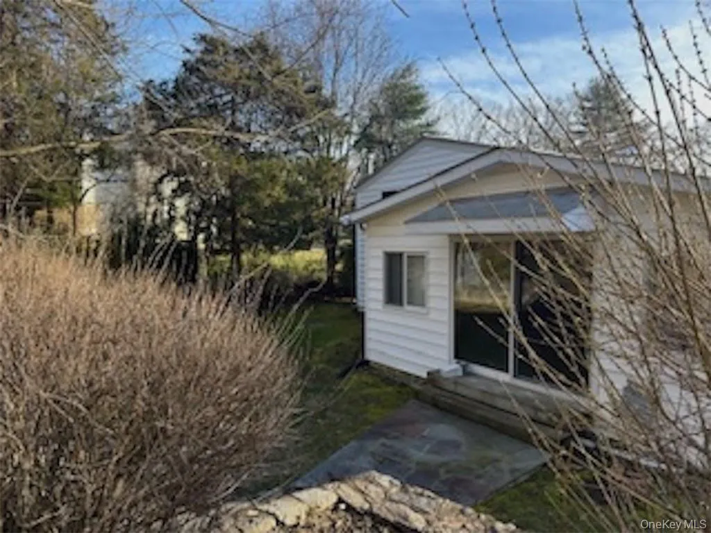 423 Springvale Road, Cortlandt, NY, 3 Bedrooms Bedrooms, 8 Rooms Rooms,1 BathroomBathrooms,Residential Lease,For Rent,Springvale,0,995339 423 Springvale Road, Cortlandt, NY, 3 Bedrooms Bedrooms, 8 Rooms Rooms,1 BathroomBathrooms,Residential Lease,For Rent,Springvale,0,995339