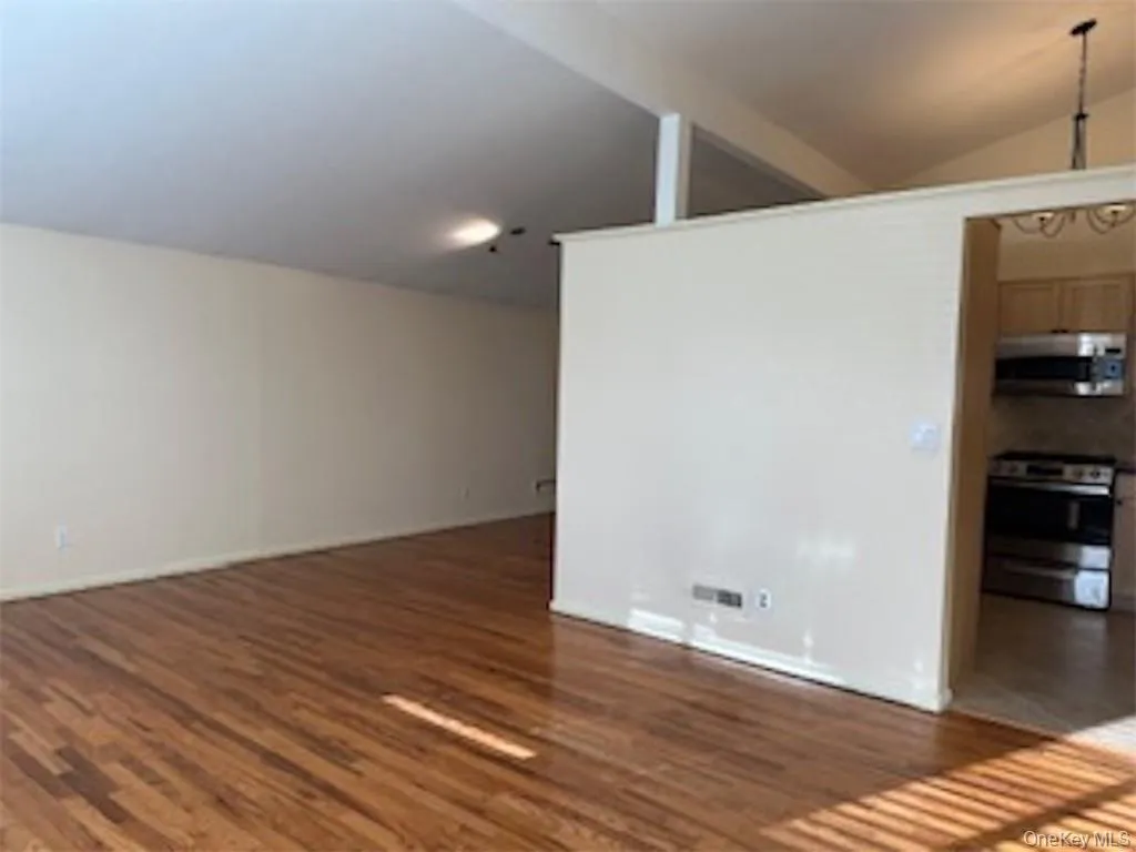 423 Springvale Road, Cortlandt, NY, 3 Bedrooms Bedrooms, 8 Rooms Rooms,1 BathroomBathrooms,Residential Lease,For Rent,Springvale,0,995339 423 Springvale Road, Cortlandt, NY, 3 Bedrooms Bedrooms, 8 Rooms Rooms,1 BathroomBathrooms,Residential Lease,For Rent,Springvale,0,995339