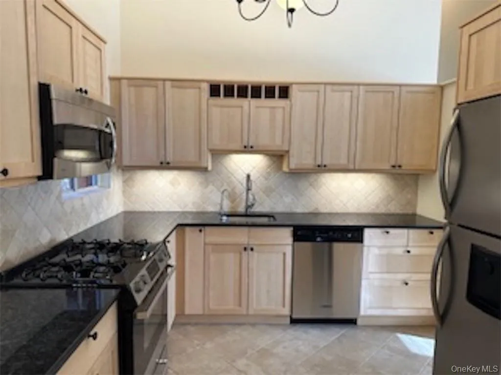 423 Springvale Road, Cortlandt, NY, 3 Bedrooms Bedrooms, 8 Rooms Rooms,1 BathroomBathrooms,Residential Lease,For Rent,Springvale,0,995339 423 Springvale Road, Cortlandt, NY, 3 Bedrooms Bedrooms, 8 Rooms Rooms,1 BathroomBathrooms,Residential Lease,For Rent,Springvale,0,995339