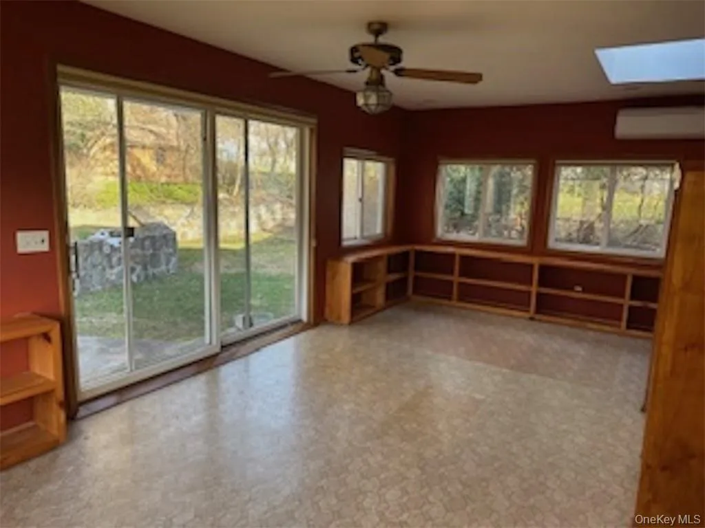 423 Springvale Road, Cortlandt, NY, 3 Bedrooms Bedrooms, 8 Rooms Rooms,1 BathroomBathrooms,Residential Lease,For Rent,Springvale,0,995339 423 Springvale Road, Cortlandt, NY, 3 Bedrooms Bedrooms, 8 Rooms Rooms,1 BathroomBathrooms,Residential Lease,For Rent,Springvale,0,995339