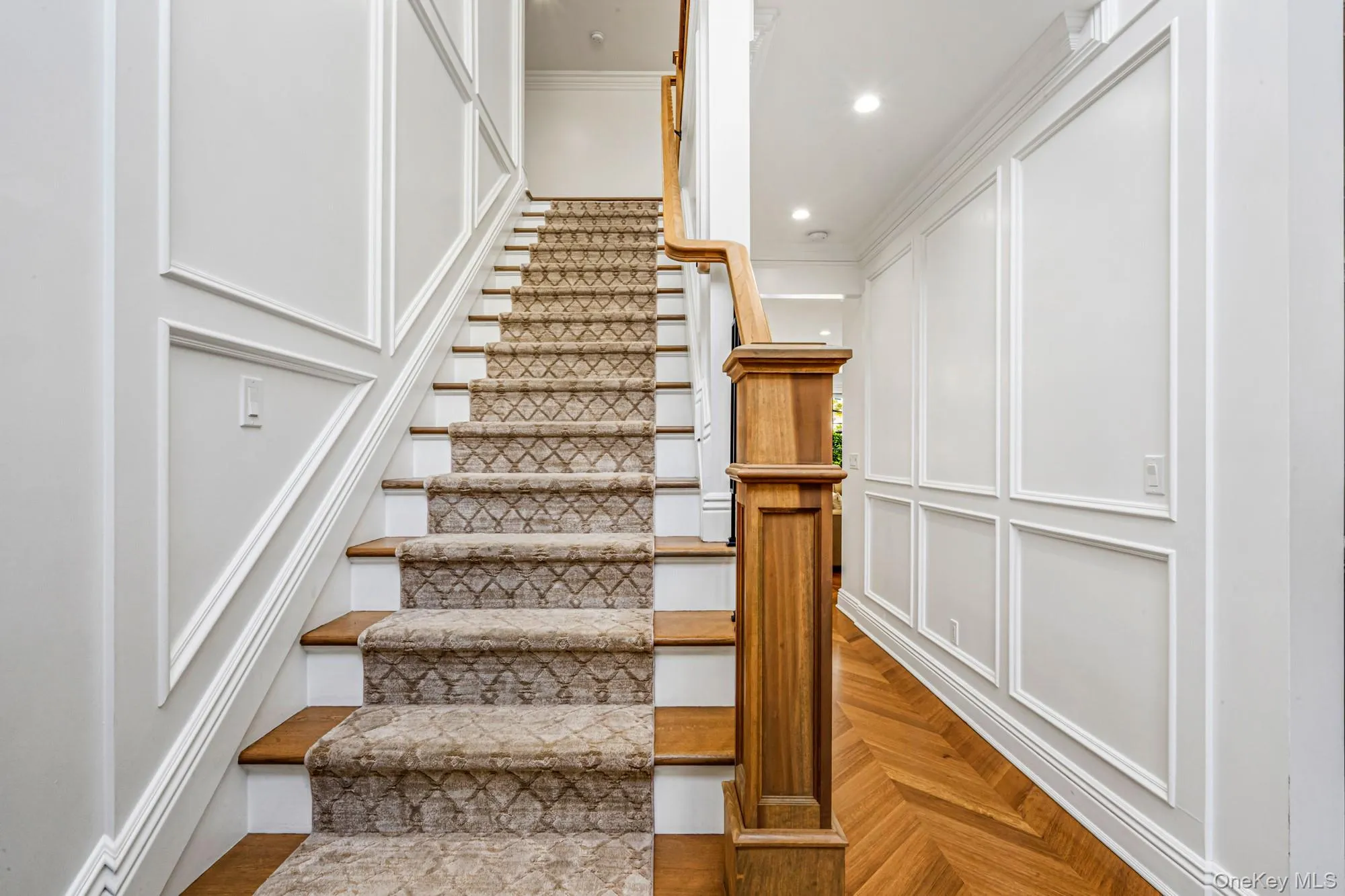 25 Boyd Drive, North Hempstead, NY, 4 Bedrooms Bedrooms, 10 Rooms Rooms,2 BathroomsBathrooms,Residential,For Rent,Boyd,0,995345 25 Boyd Drive, North Hempstead, NY, 4 Bedrooms Bedrooms, 10 Rooms Rooms,2 BathroomsBathrooms,Residential,For Rent,Boyd,0,995345