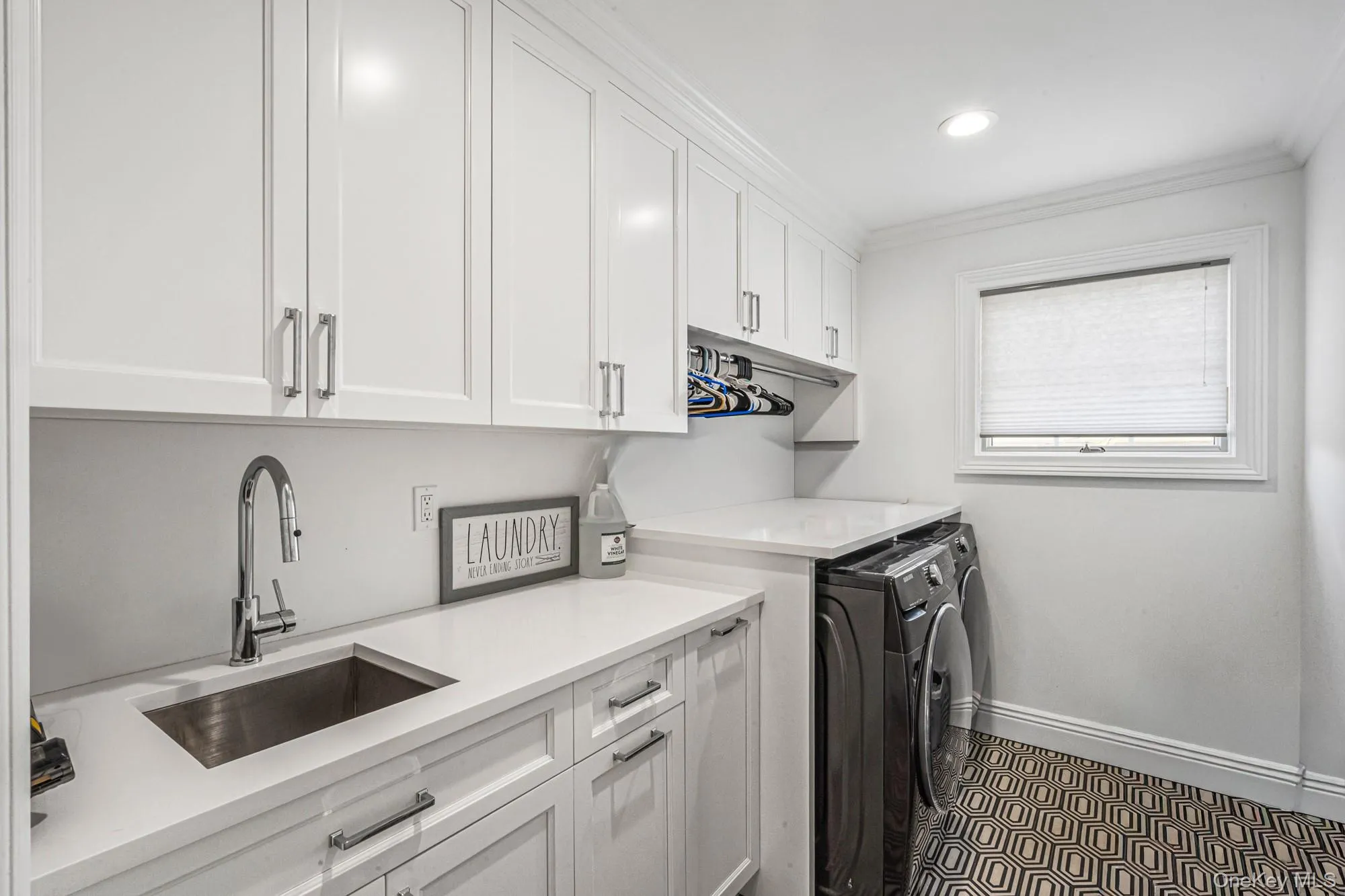 25 Boyd Drive, North Hempstead, NY, 4 Bedrooms Bedrooms, 10 Rooms Rooms,2 BathroomsBathrooms,Residential,For Rent,Boyd,0,995345 25 Boyd Drive, North Hempstead, NY, 4 Bedrooms Bedrooms, 10 Rooms Rooms,2 BathroomsBathrooms,Residential,For Rent,Boyd,0,995345