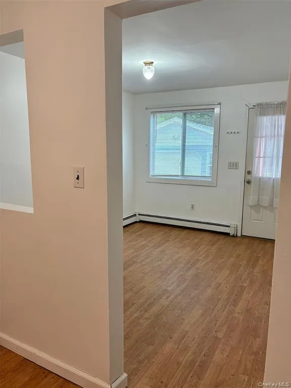48 Eleanor Avenue, Brookhaven, NY, 3 Bedrooms Bedrooms, 5 Rooms Rooms,1 BathroomBathrooms,Residential Lease,For Rent,Eleanor,0,995346 48 Eleanor Avenue, Brookhaven, NY, 3 Bedrooms Bedrooms, 5 Rooms Rooms,1 BathroomBathrooms,Residential Lease,For Rent,Eleanor,0,995346