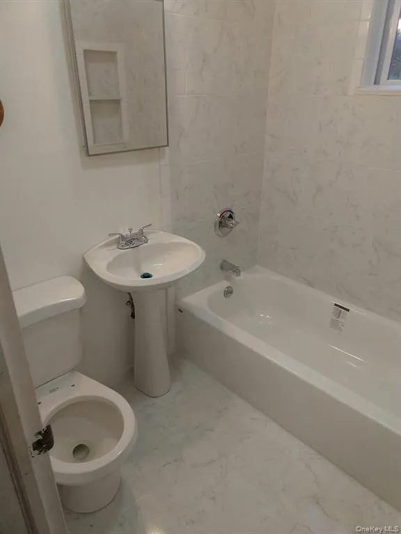 48 Eleanor Avenue, Brookhaven, NY, 3 Bedrooms Bedrooms, 5 Rooms Rooms,1 BathroomBathrooms,Residential Lease,For Rent,Eleanor,0,995346 48 Eleanor Avenue, Brookhaven, NY, 3 Bedrooms Bedrooms, 5 Rooms Rooms,1 BathroomBathrooms,Residential Lease,For Rent,Eleanor,0,995346